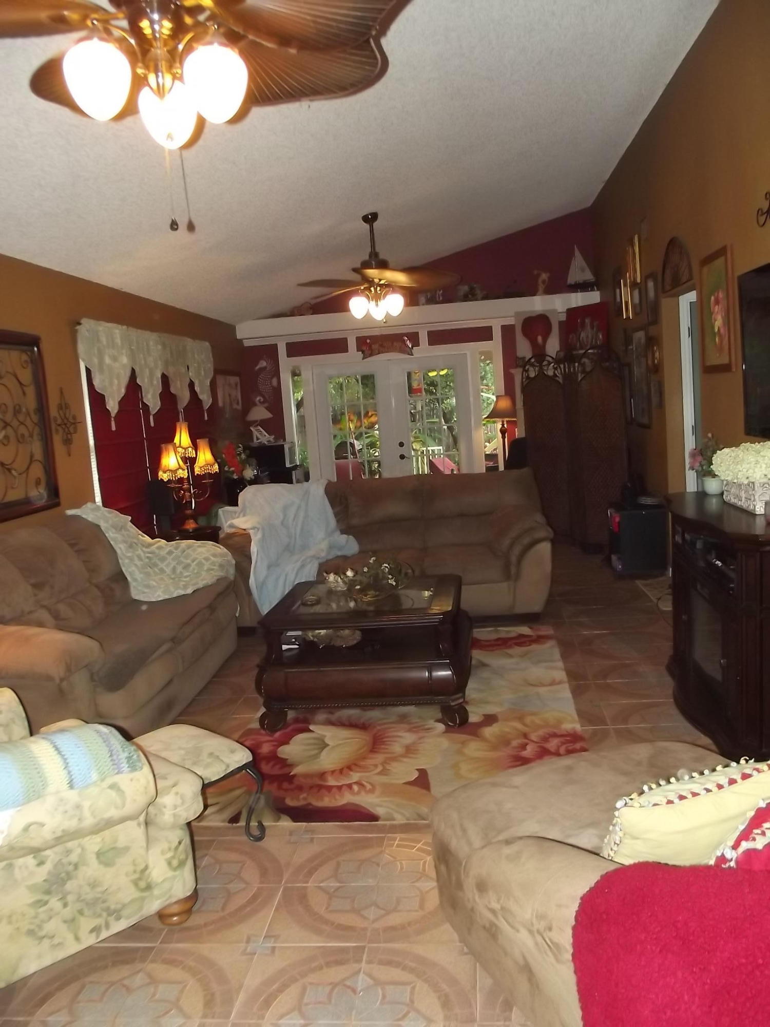 LIGHTHOUSE POINTE UNIT 1 & 2 - Residential