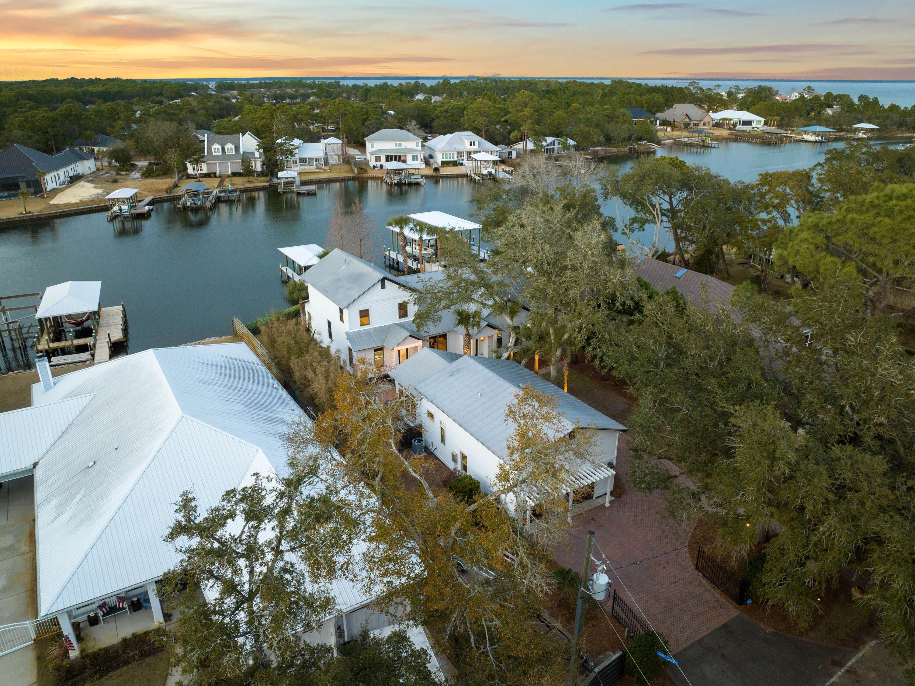 Turquoise Beach 3rd Addn - Residential