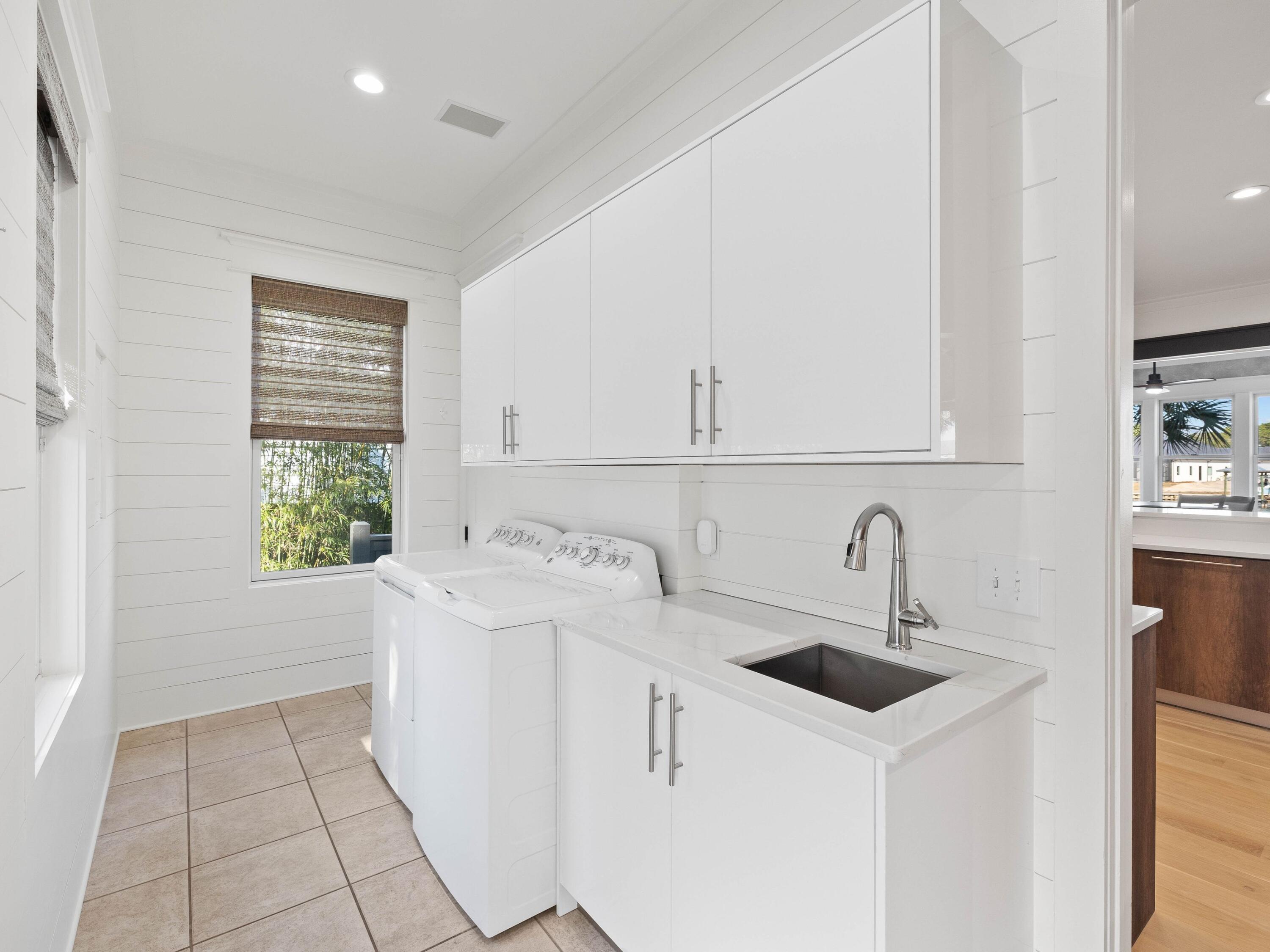 Turquoise Beach 3rd Addn - Residential
