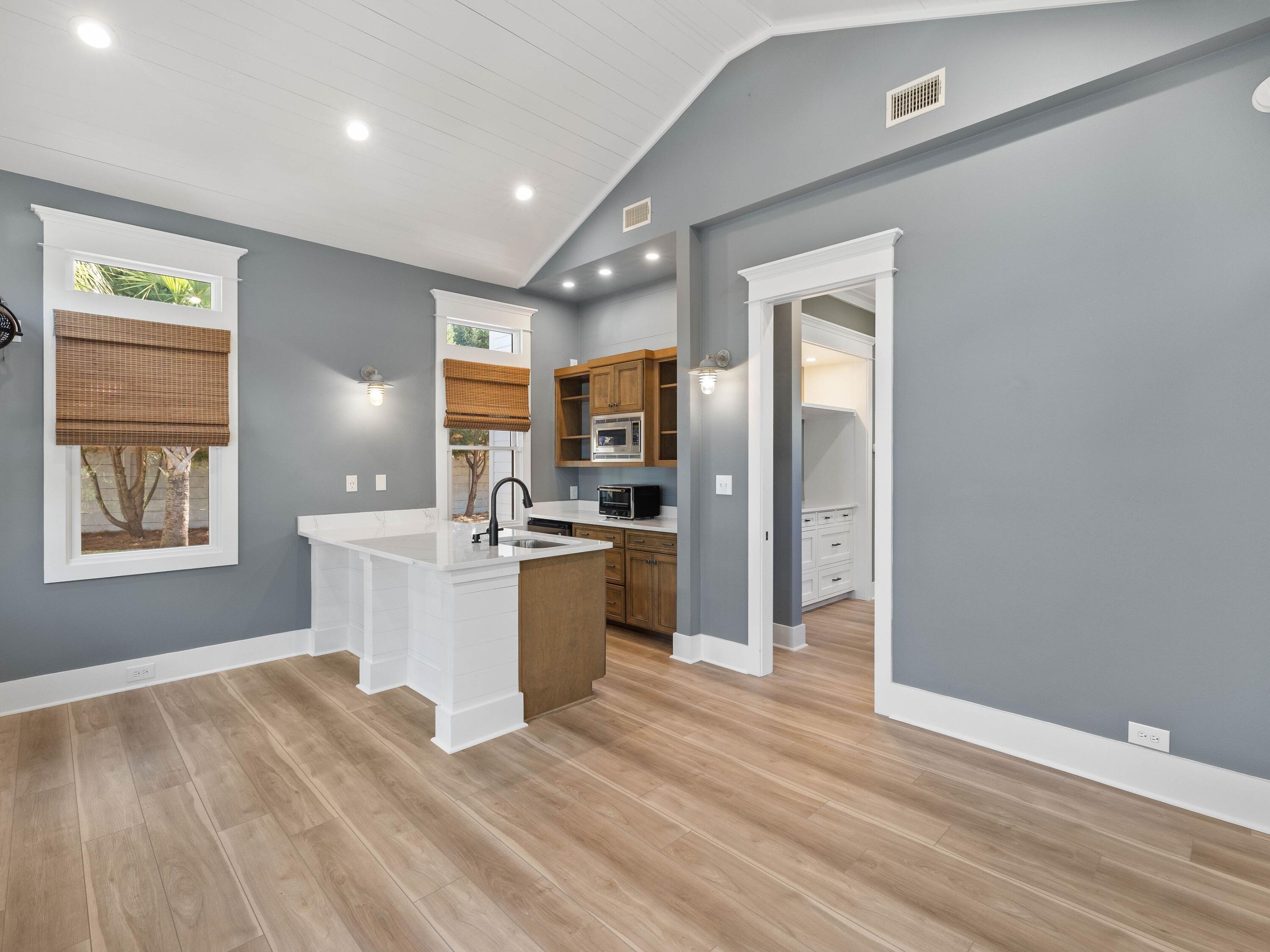 Turquoise Beach 3rd Addn - Residential