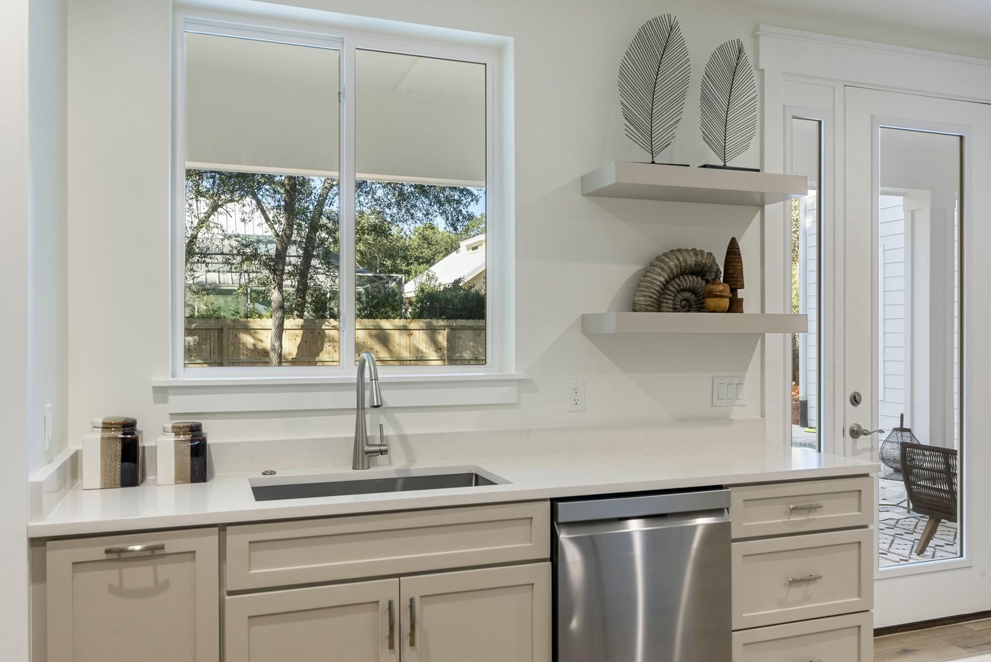 SEACREST - Residential Lease