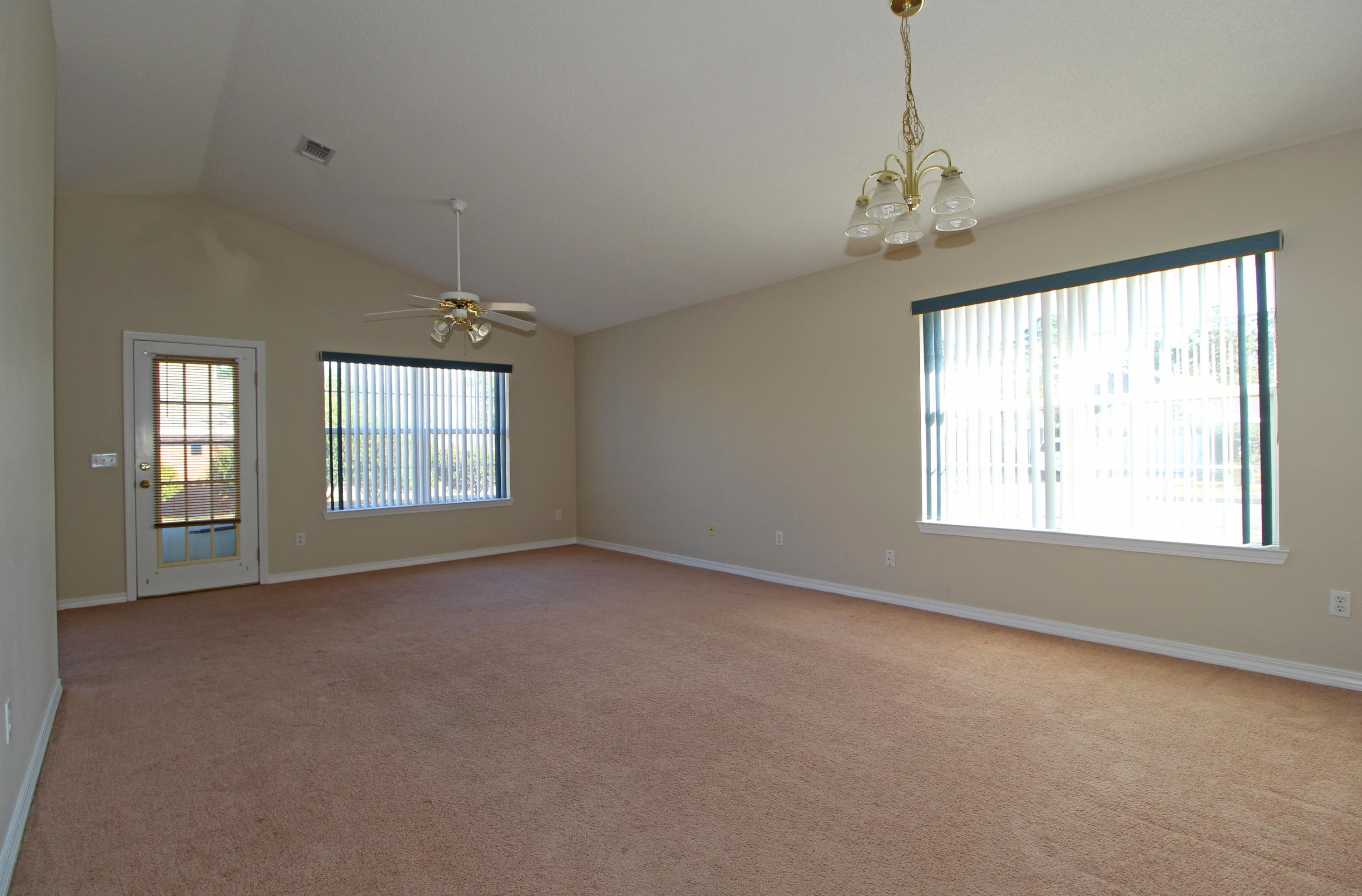 EMERALD VILLAGE S/D - Residential