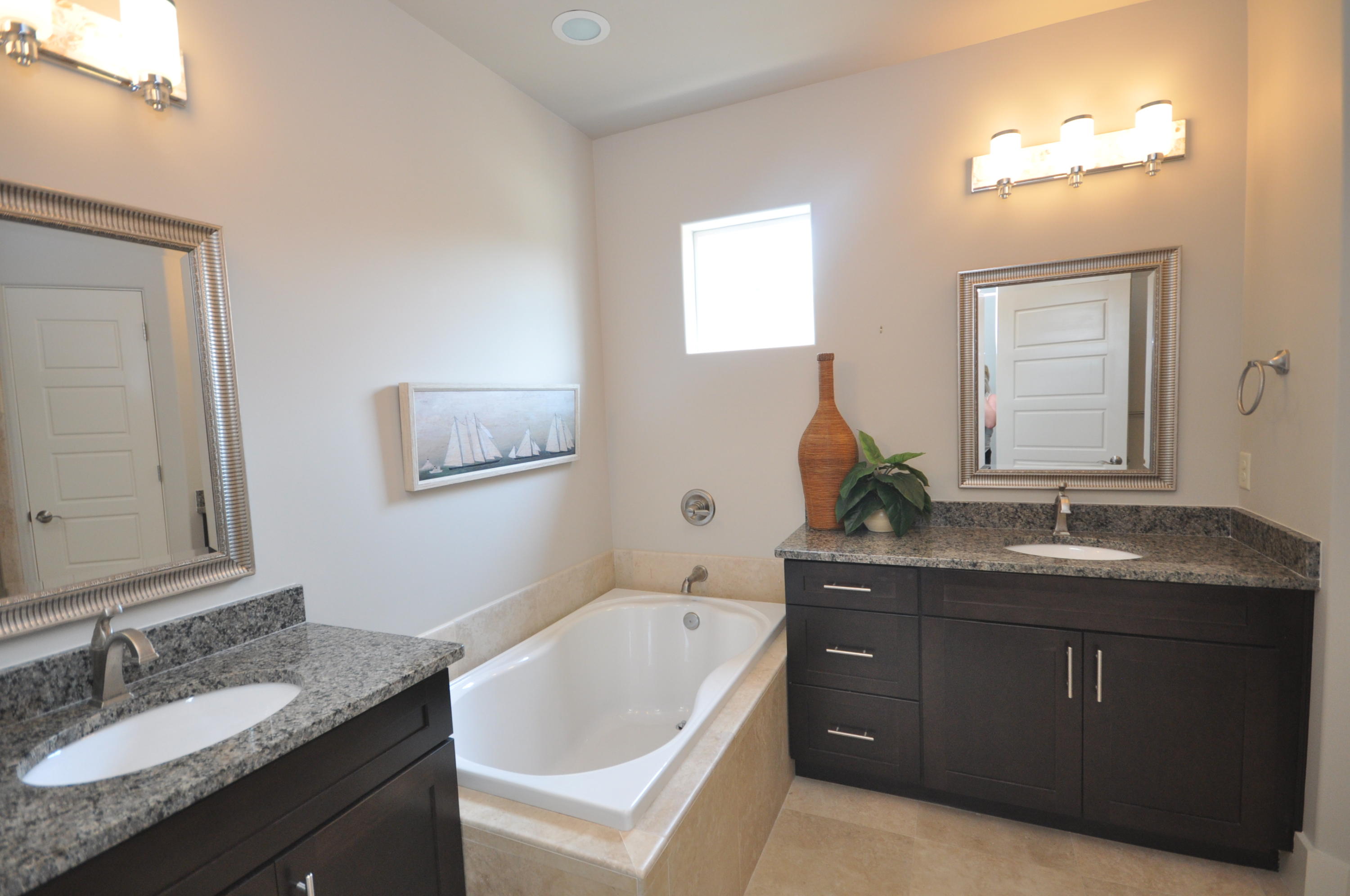 VILLA LAGO - Residential Lease