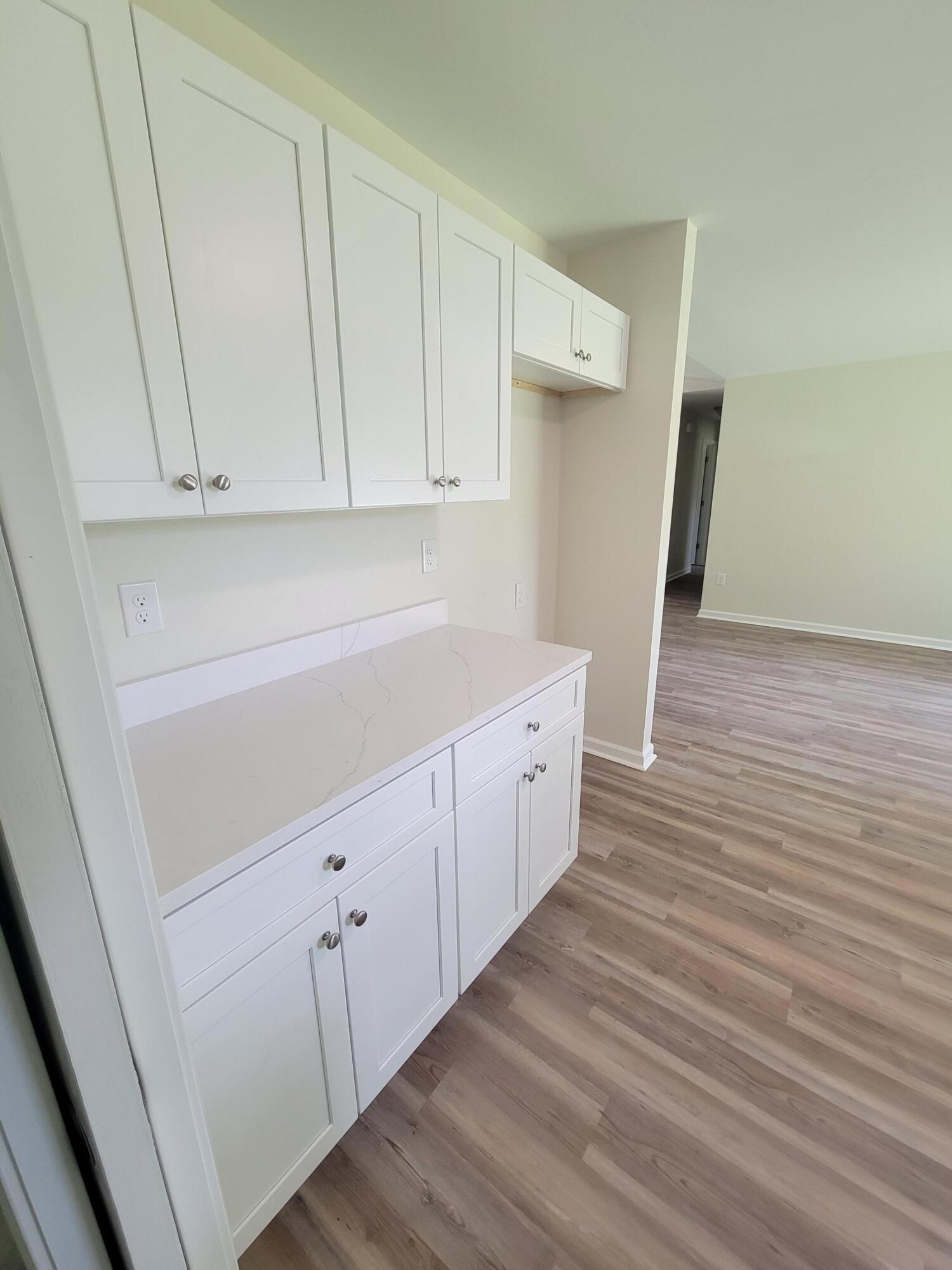 OAKWOOD HILLS UNIT 3 - Residential