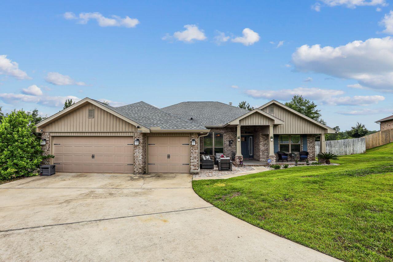 5744 Periwinkle Lane