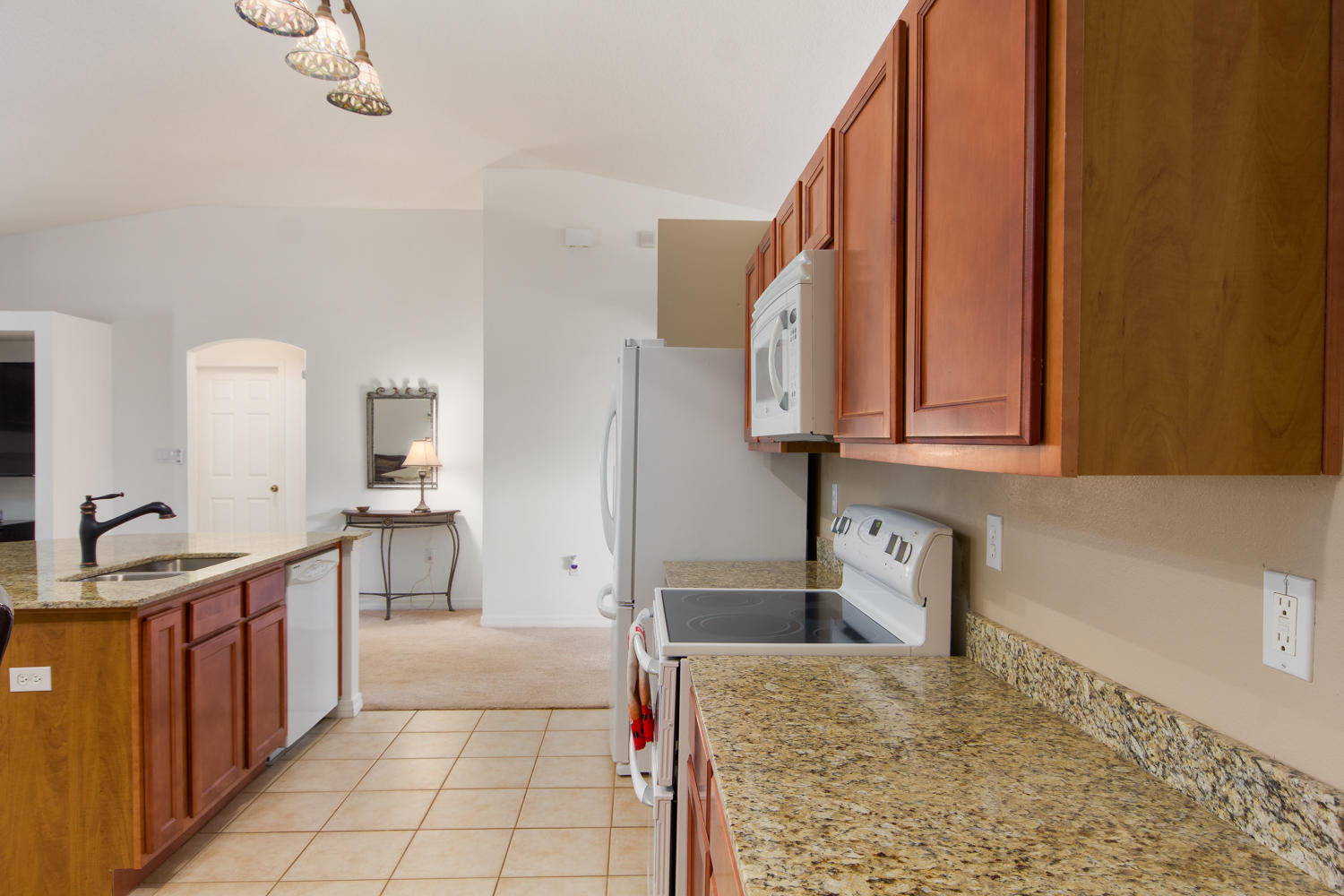 HOLLEY BY THE SEA - Residential