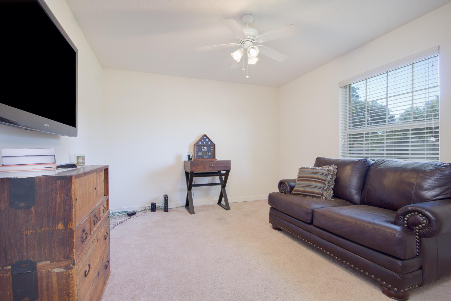 HOLLEY BY THE SEA - Residential