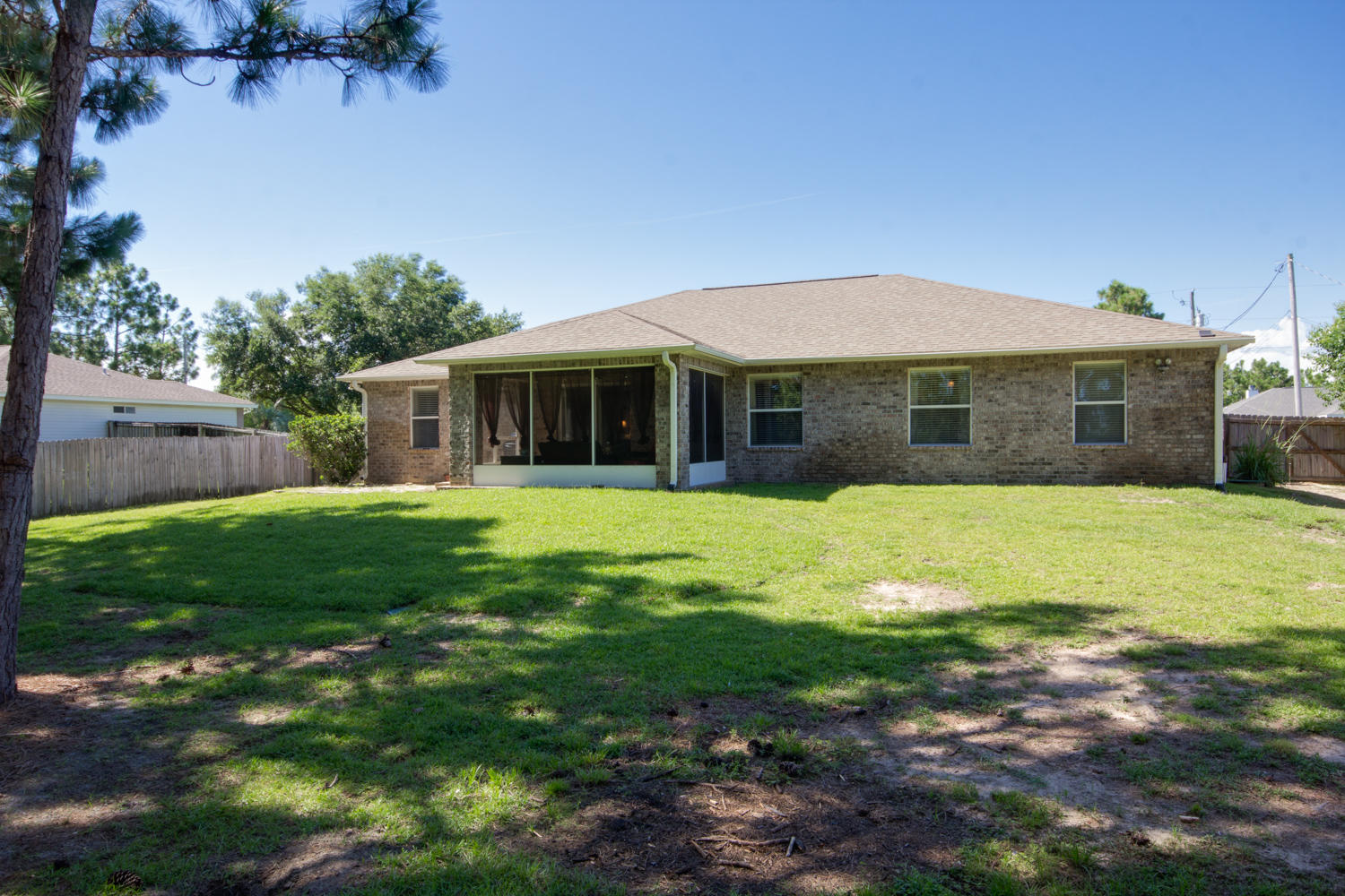 HOLLEY BY THE SEA - Residential