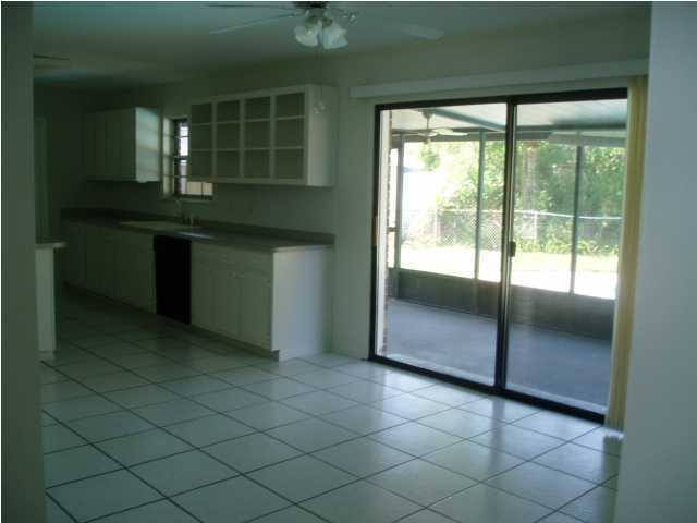 BAYSHORE PARK UNIT 2 - Residential Lease