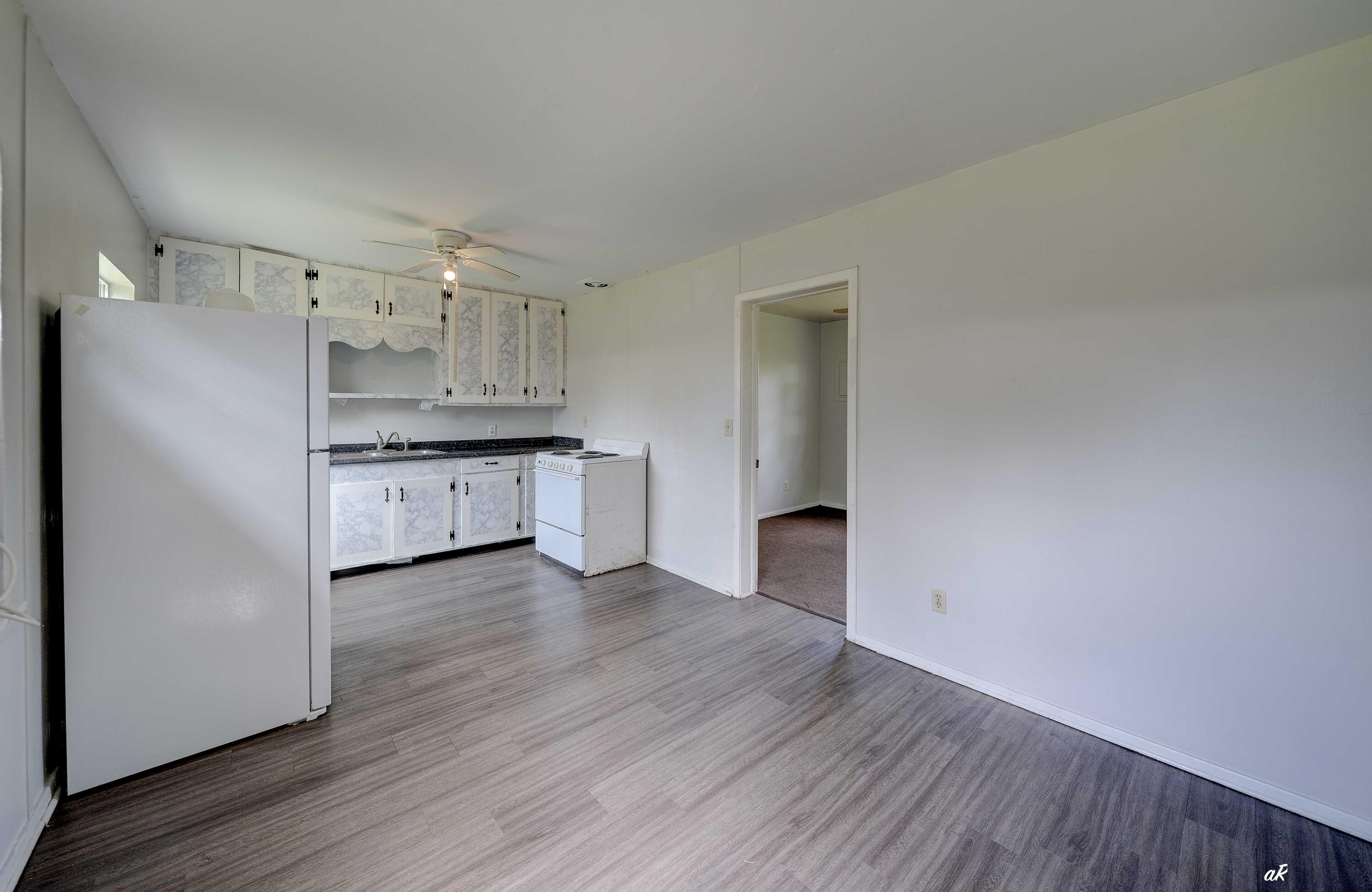 NO RECORDED SUBDIVISION - Residential