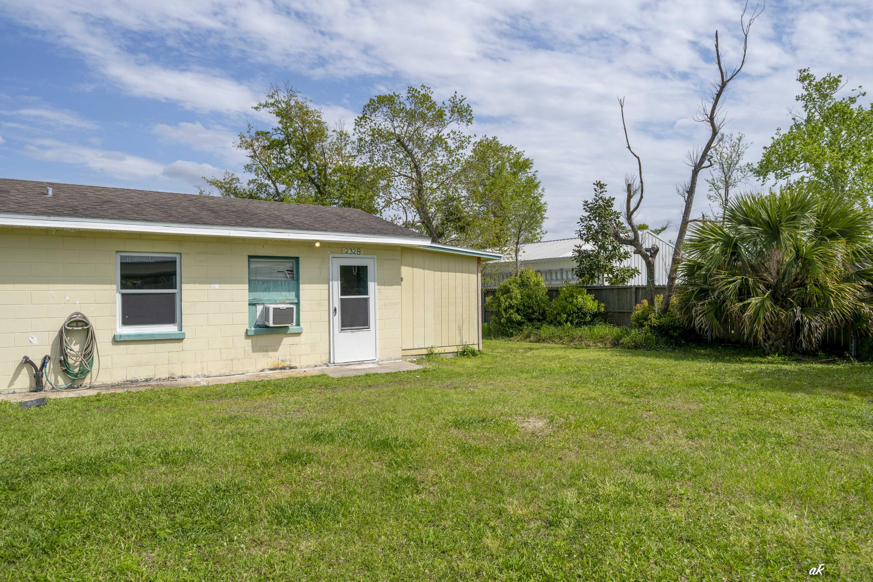 NO RECORDED SUBDIVISION - Residential