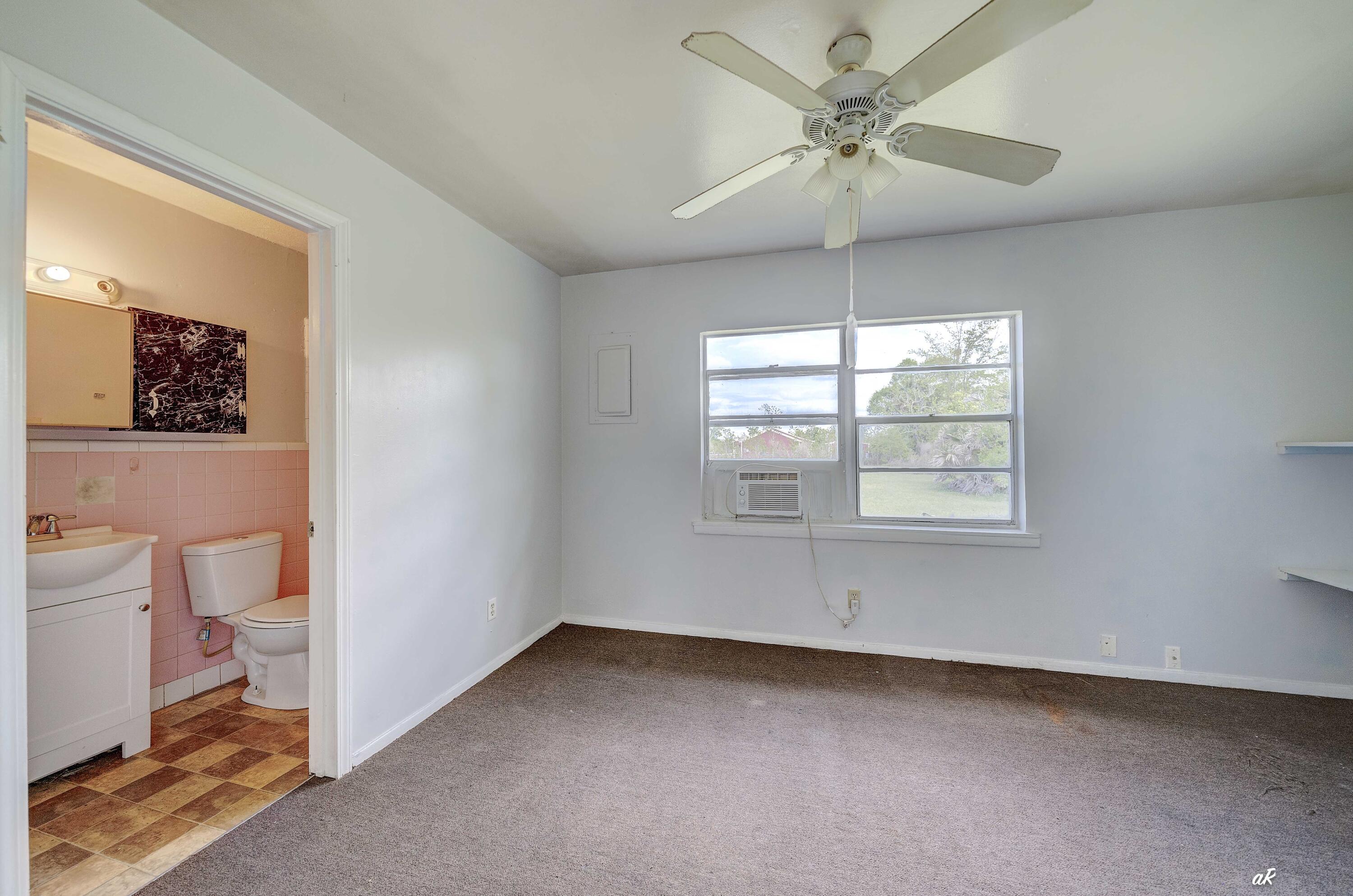 NO RECORDED SUBDIVISION - Residential