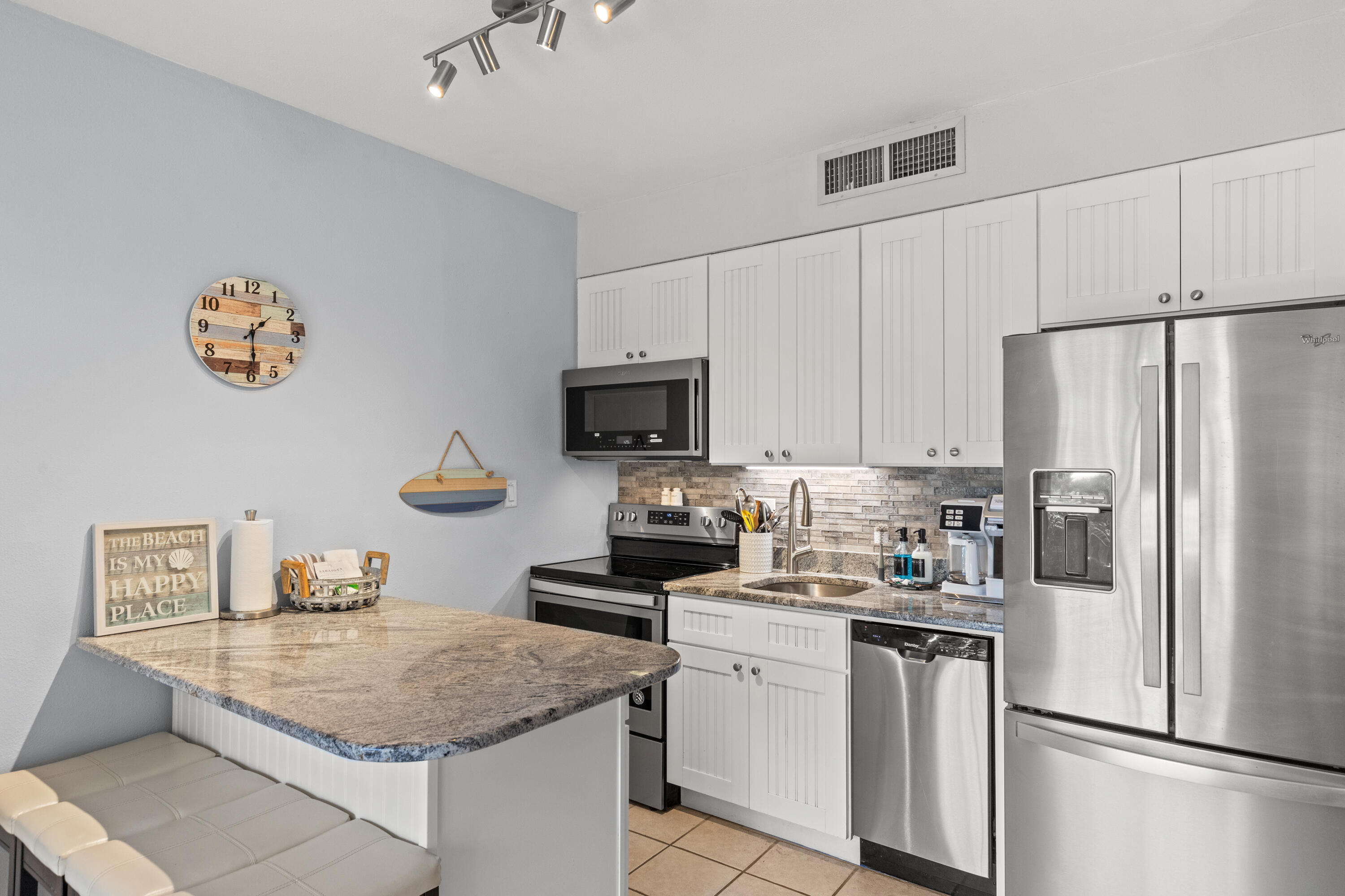 SILVER DUNES CONDO - Residential