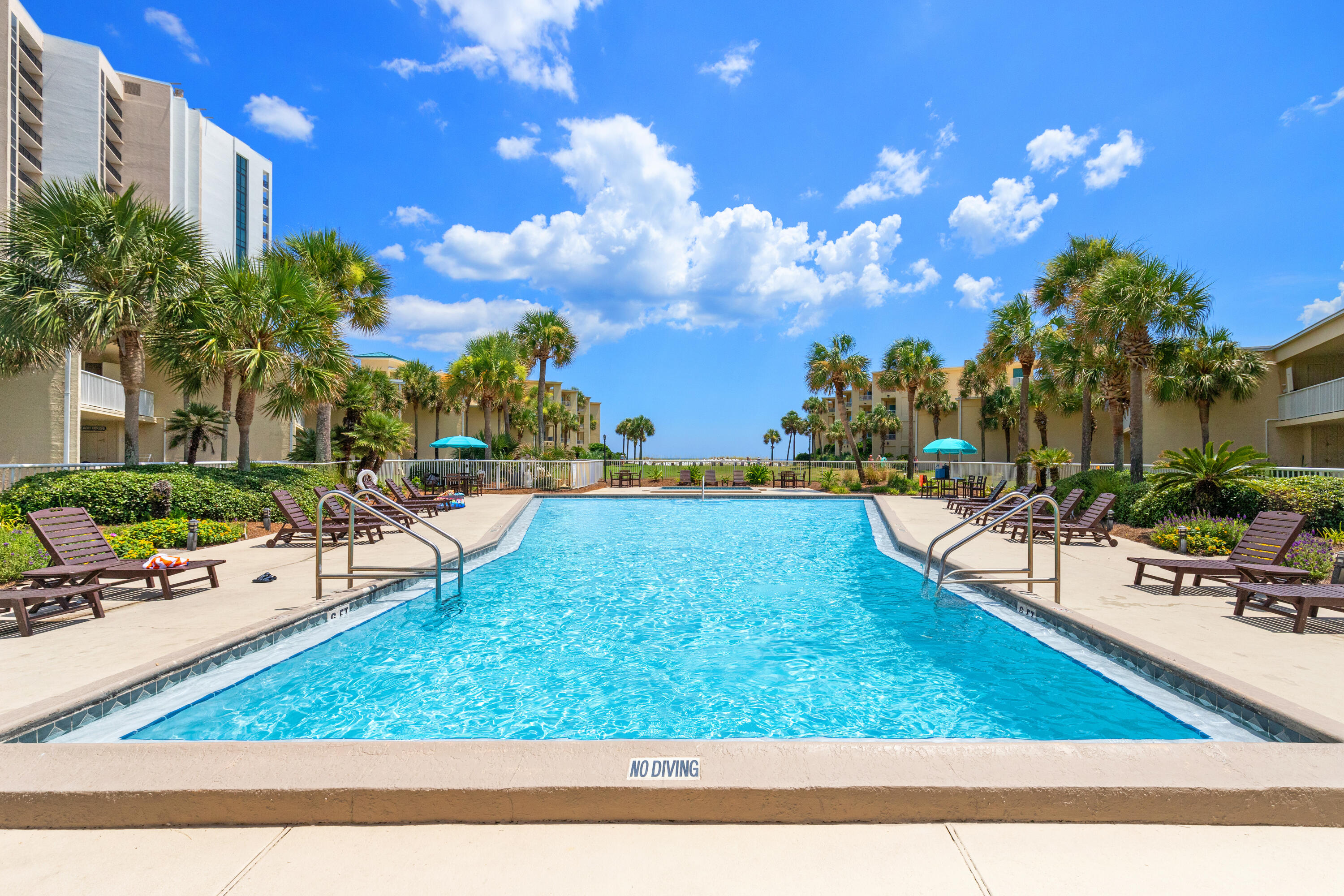 SILVER DUNES CONDO - Residential