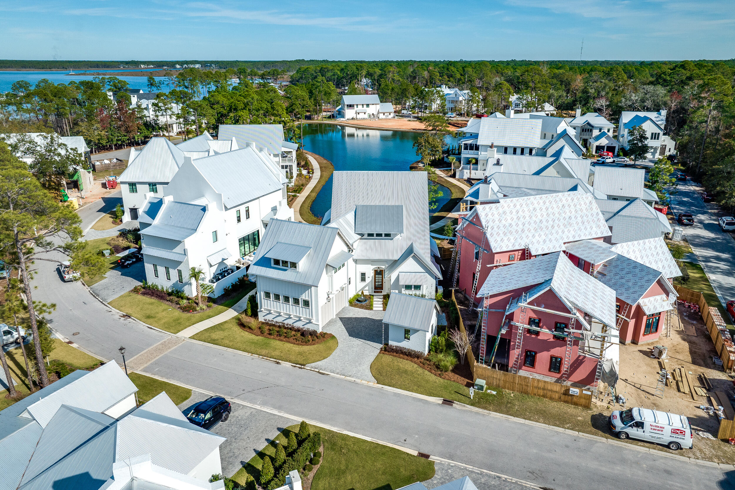 CHURCHILL OAKS - Residential