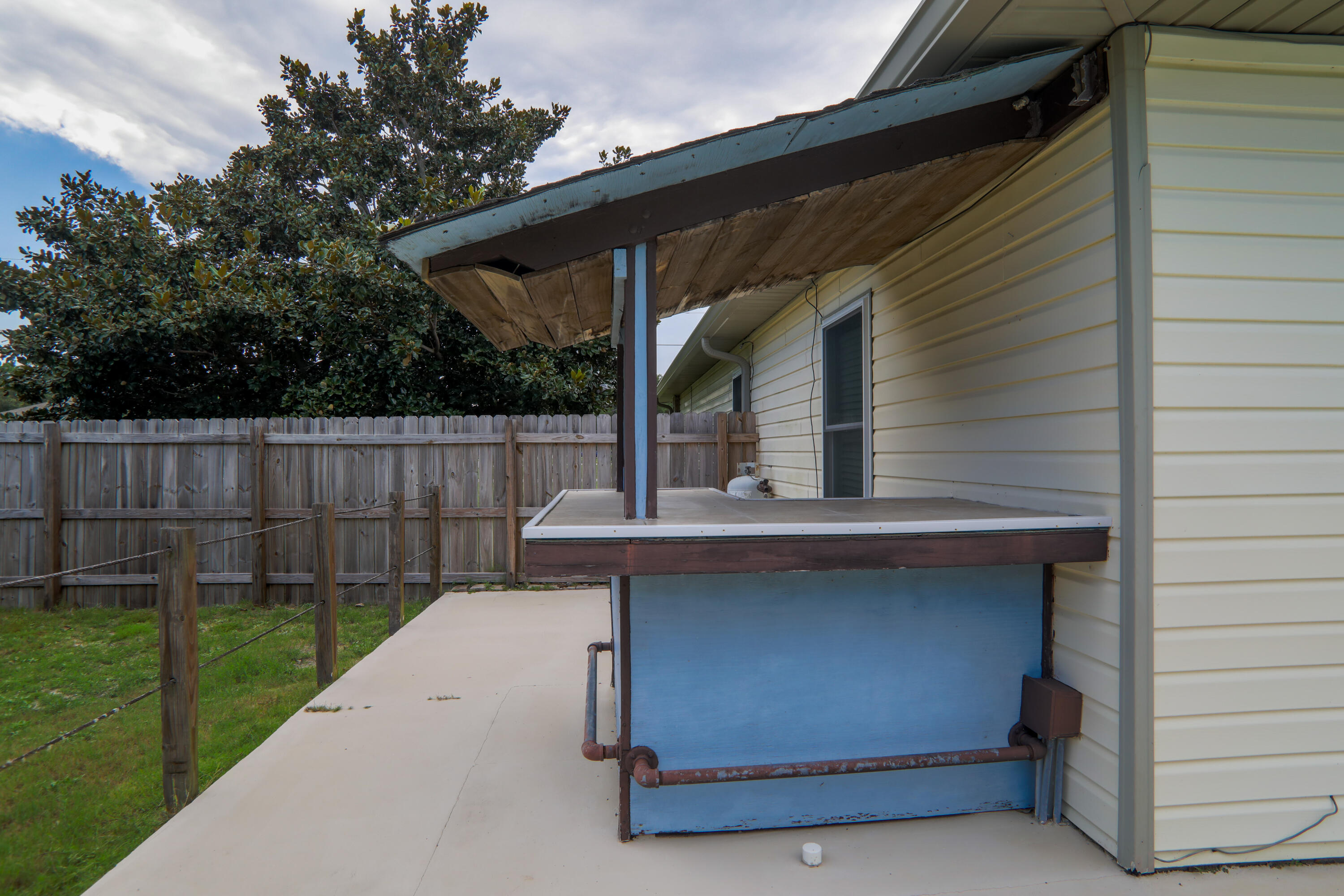 HOLLEY BY THE SEA - Residential