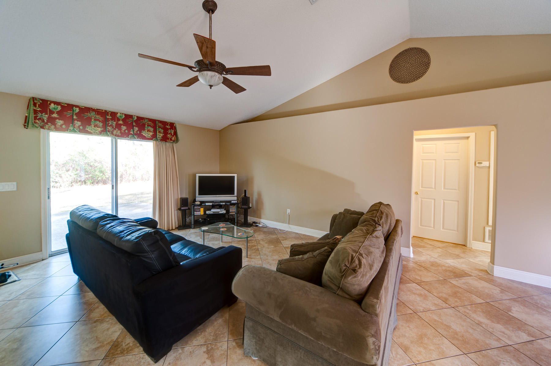 CANO ESTATES - Residential