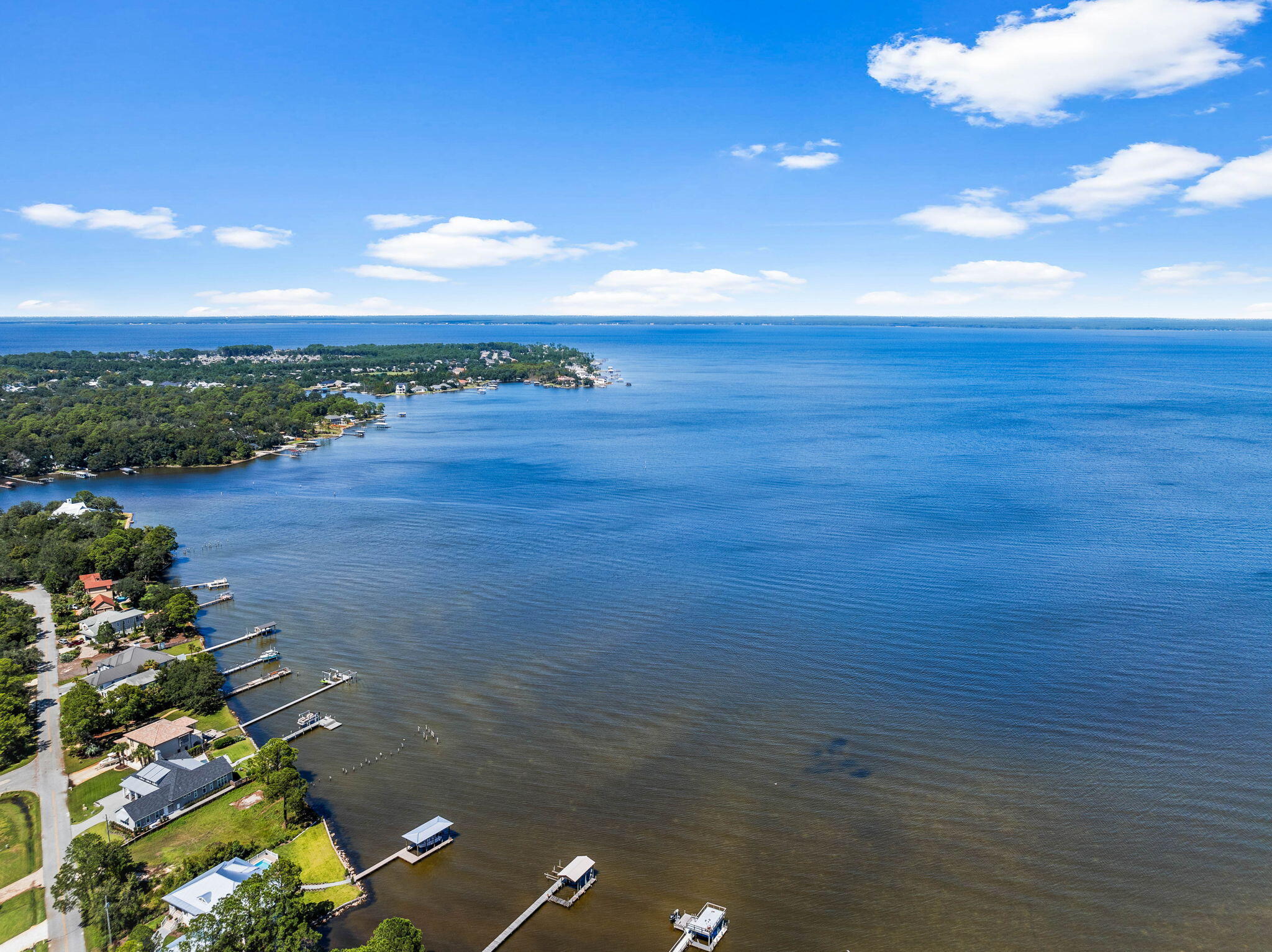 ENCHANTED ESTATES - Residential Lease