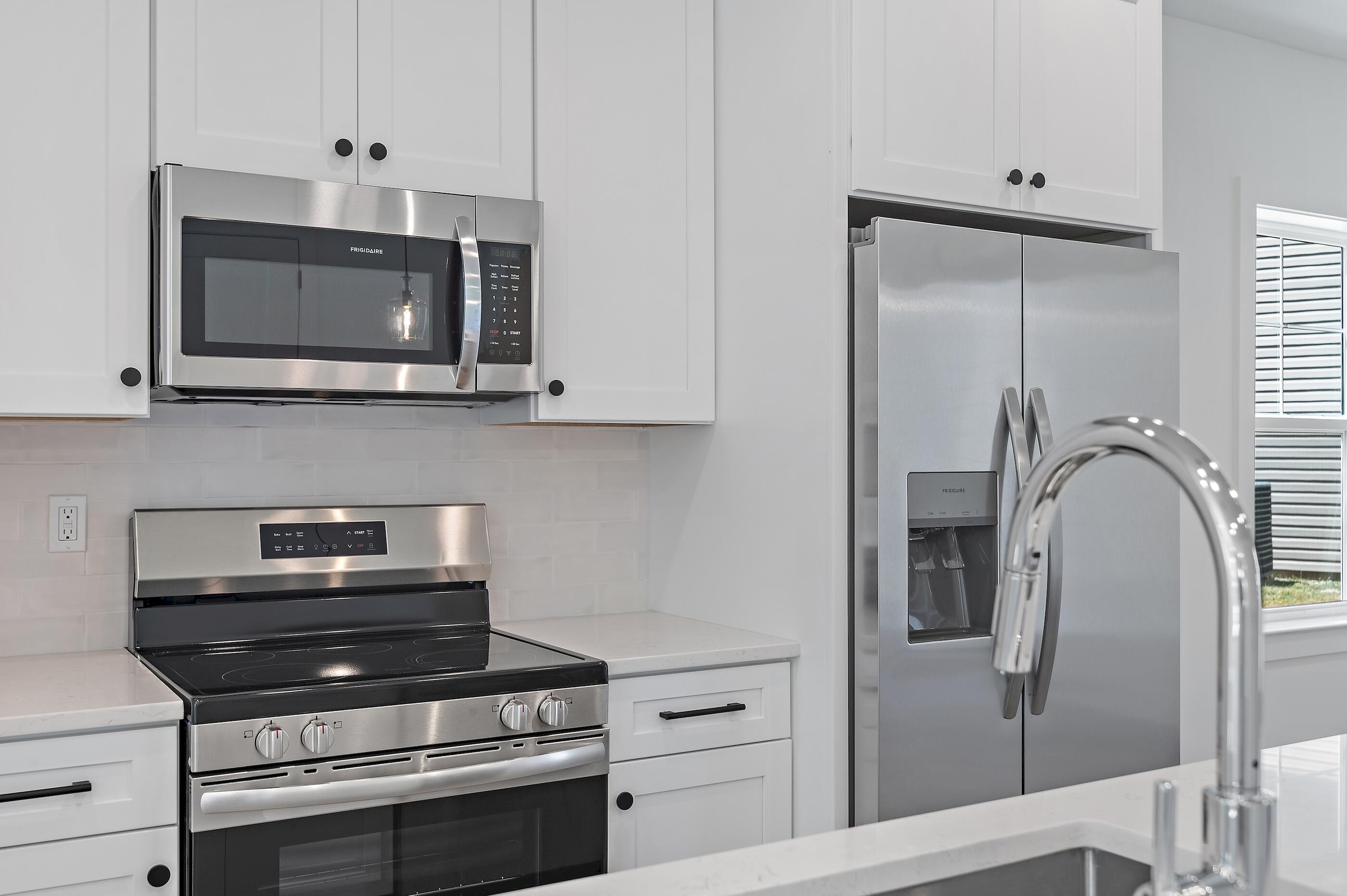 ENCHANTED ESTATES - Residential Lease