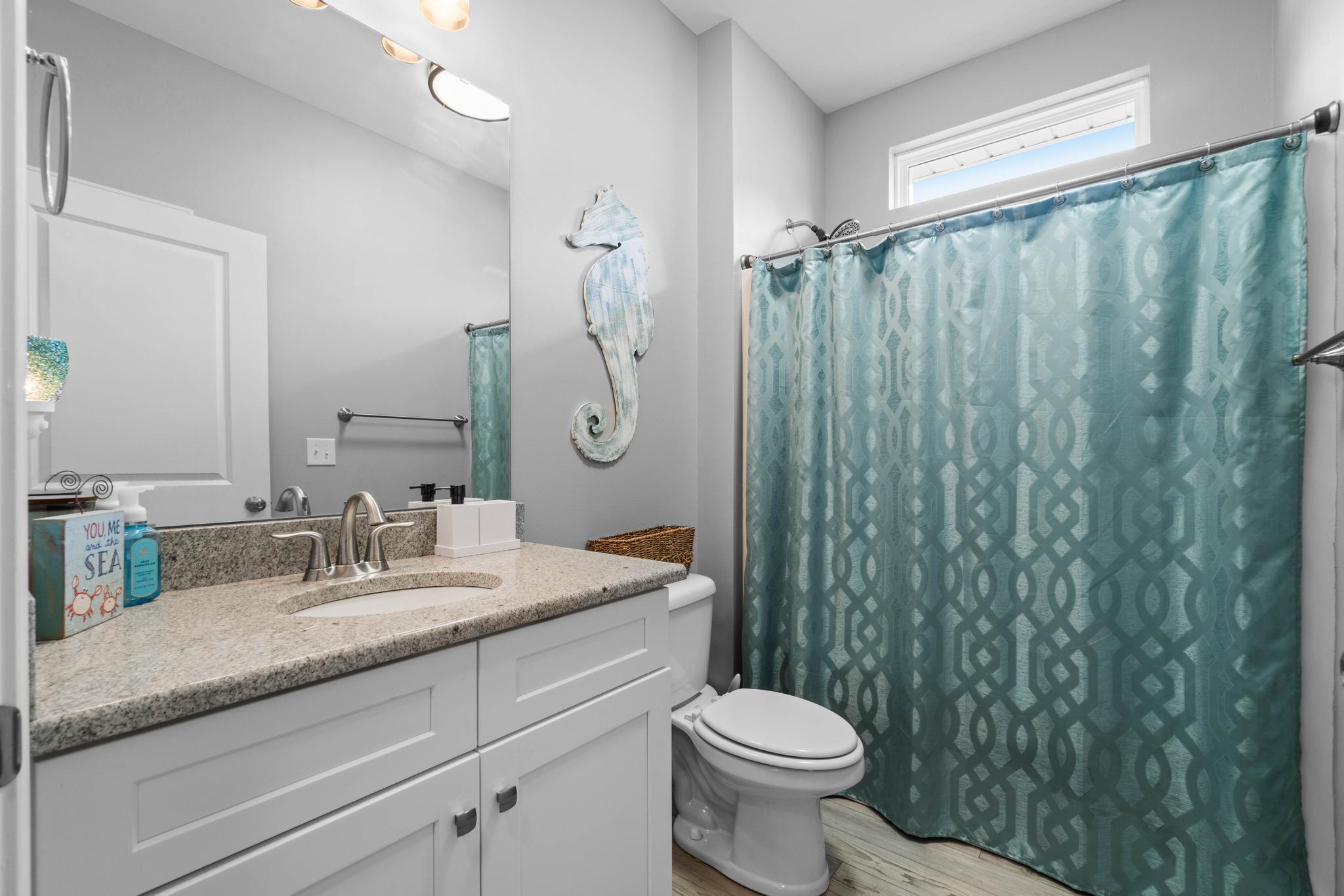 CRESCENT SHORES - Residential