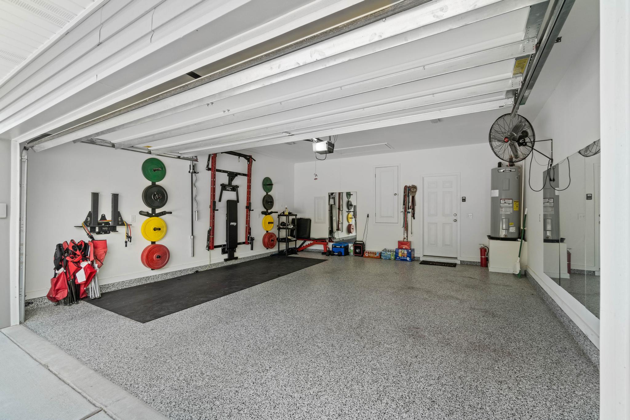 CRESCENT SHORES - Residential