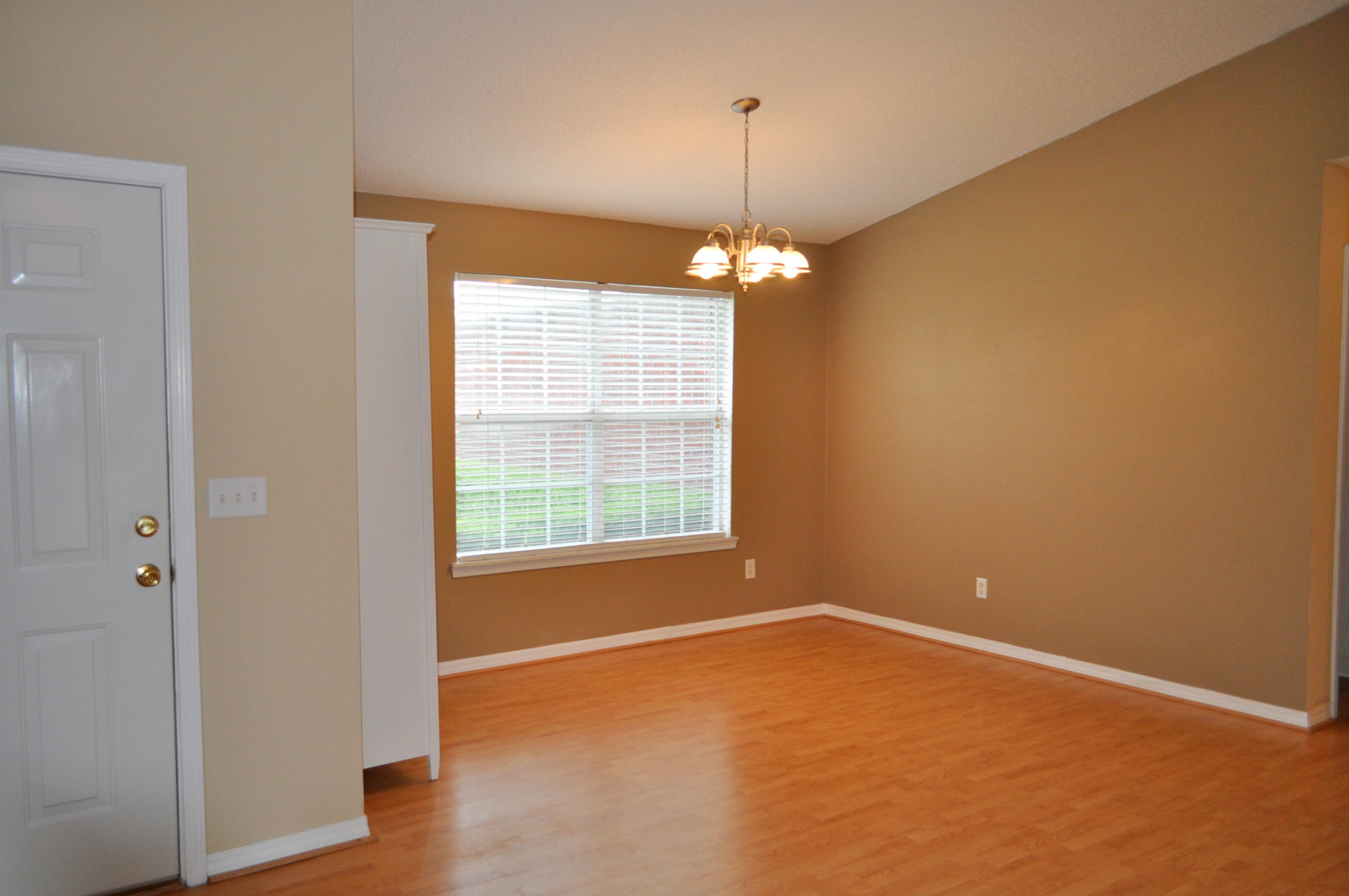 COUNTRYVIEW ESTATES 8TH ADDN - Residential