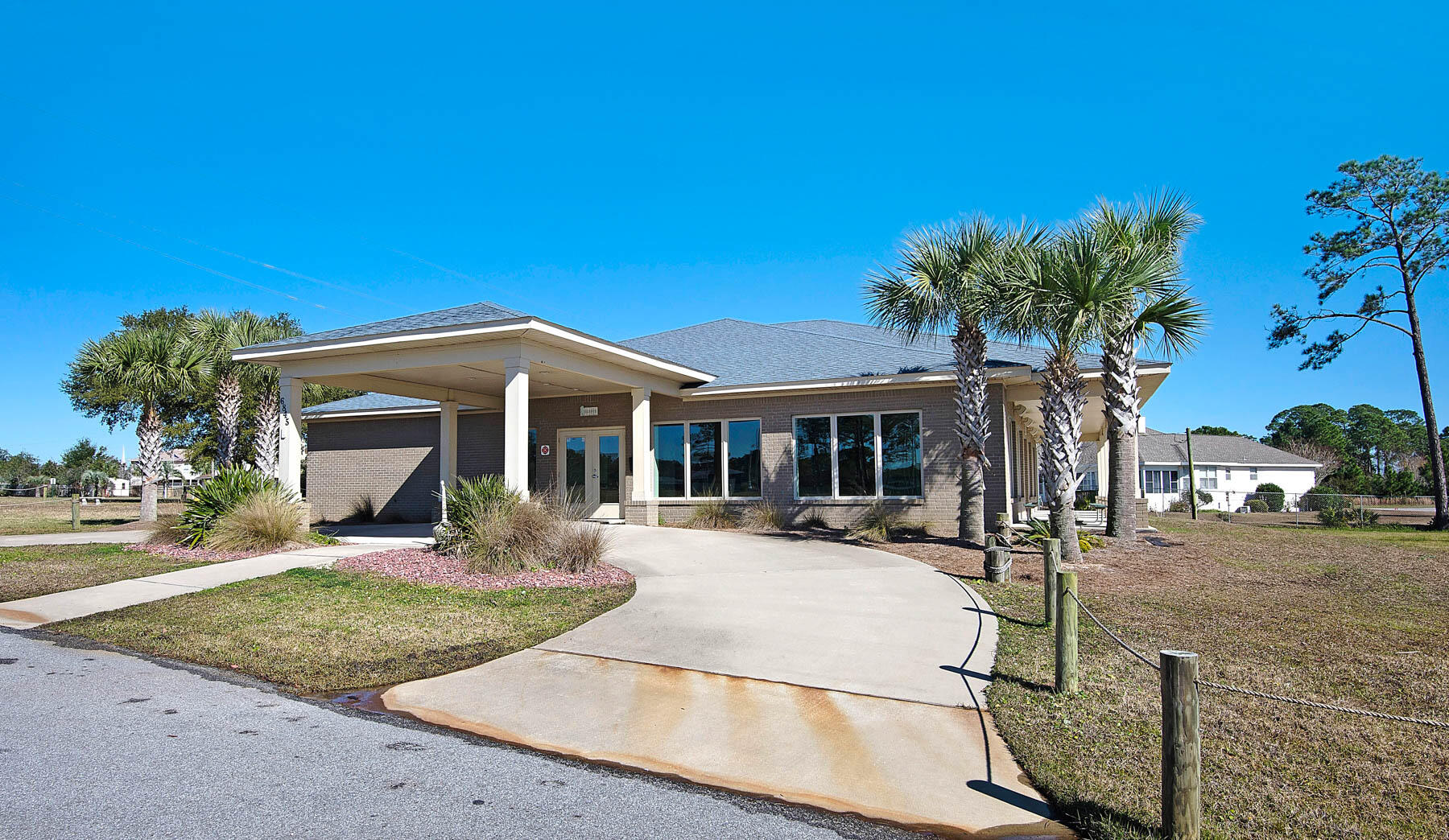HOLLEY BY THE SEA - Residential