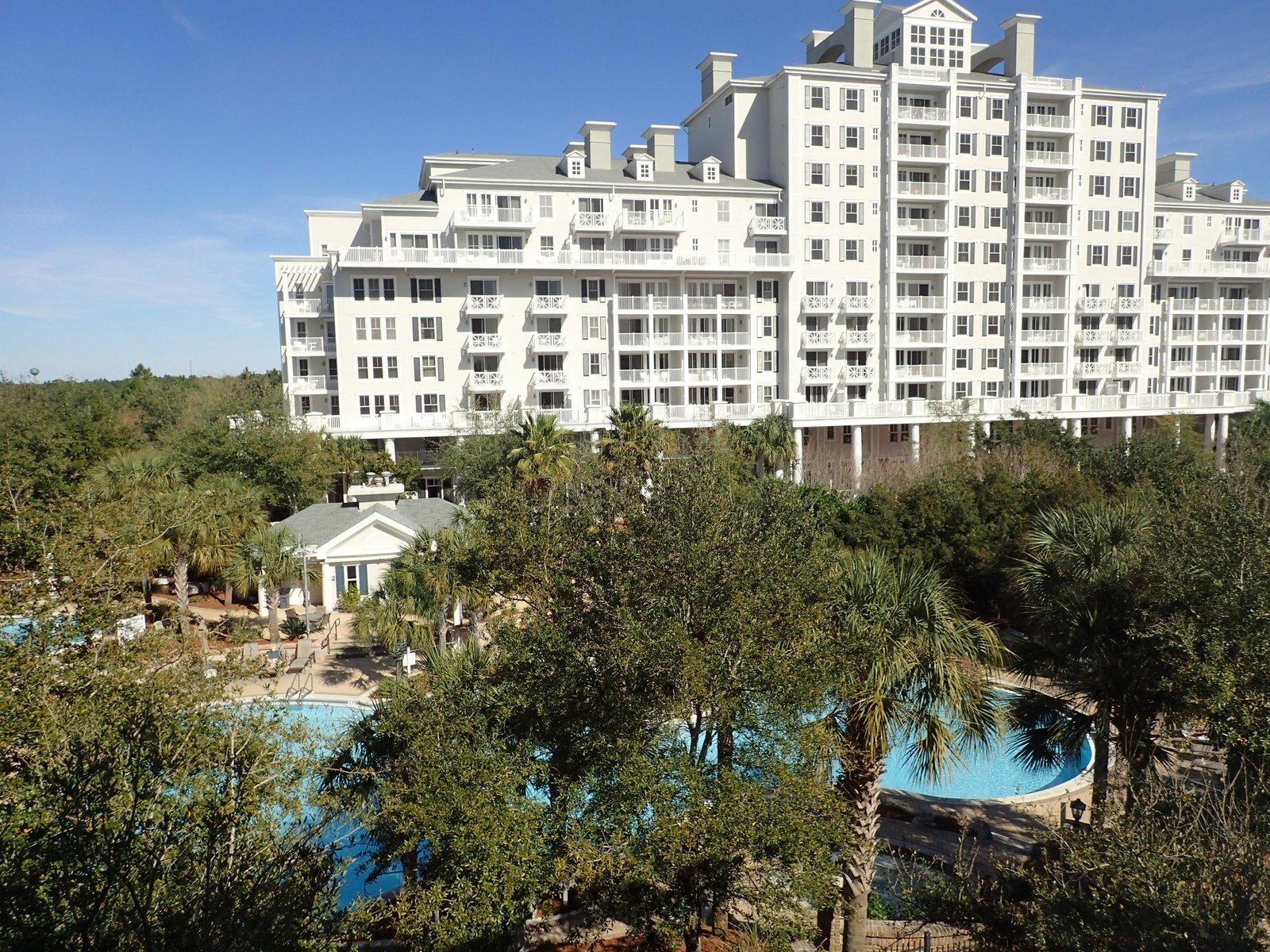 BAHIA CONDO - Residential