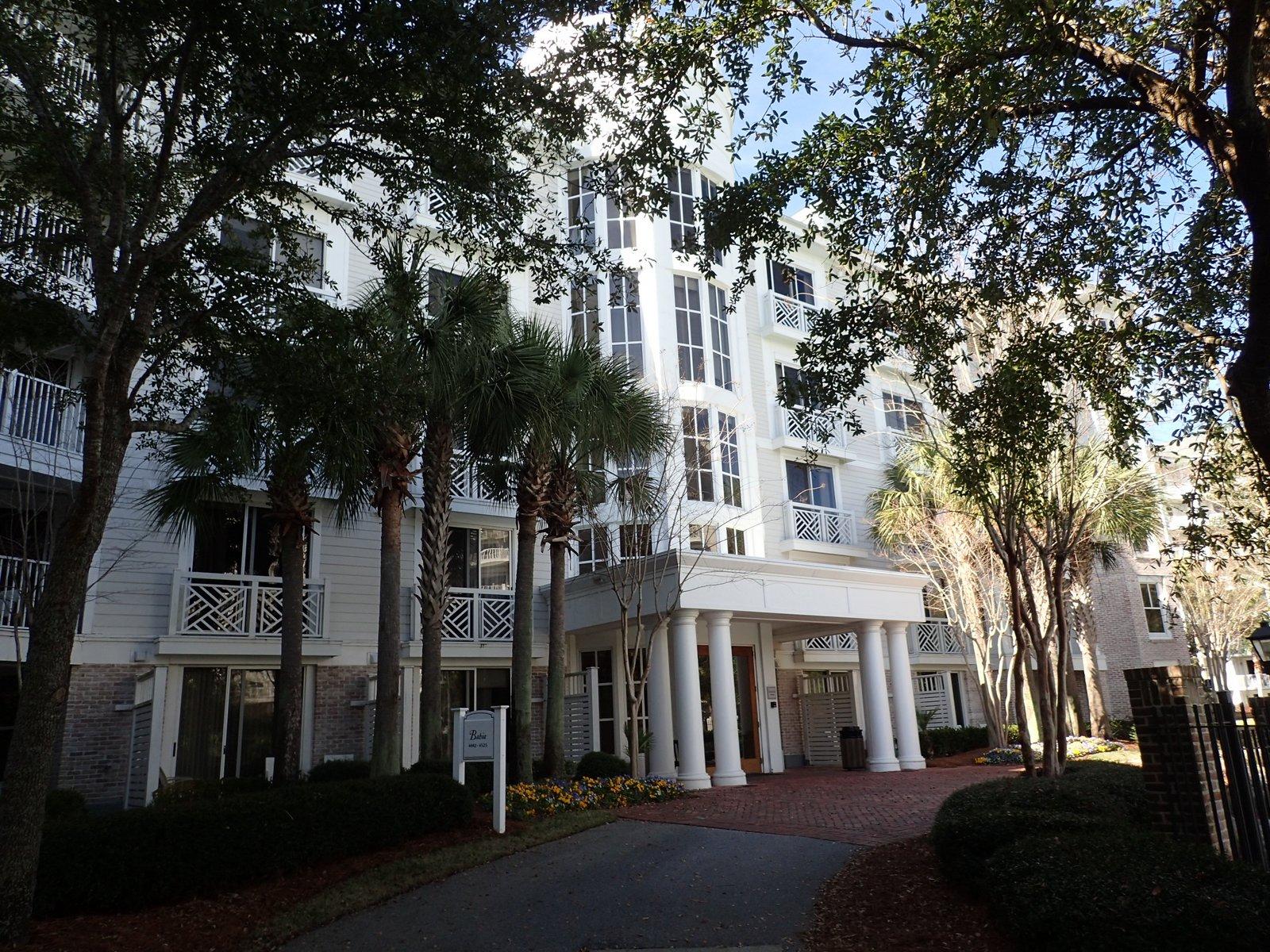 BAHIA CONDO - Residential