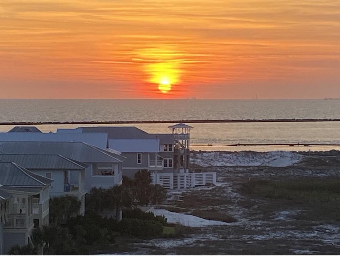 JETTY EAST CONDO - Residential