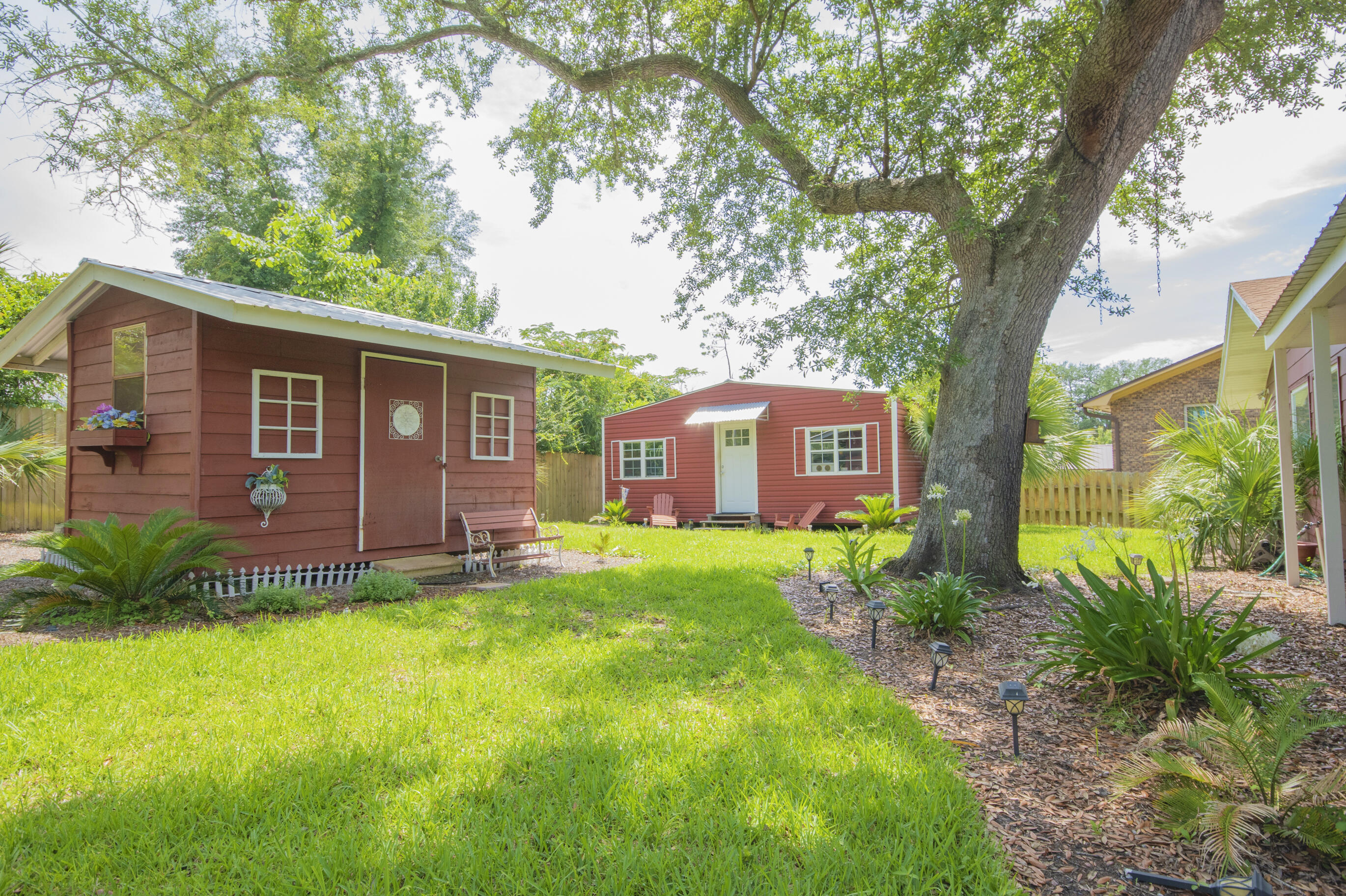 COVE THE - Residential