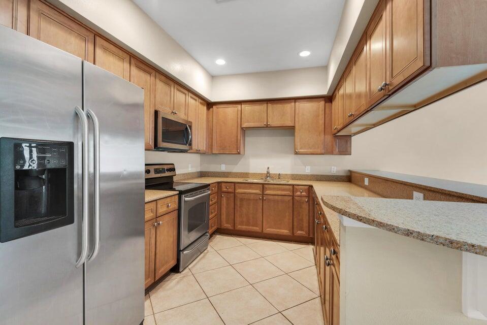 SHELL PARK CONDO - Residential Lease