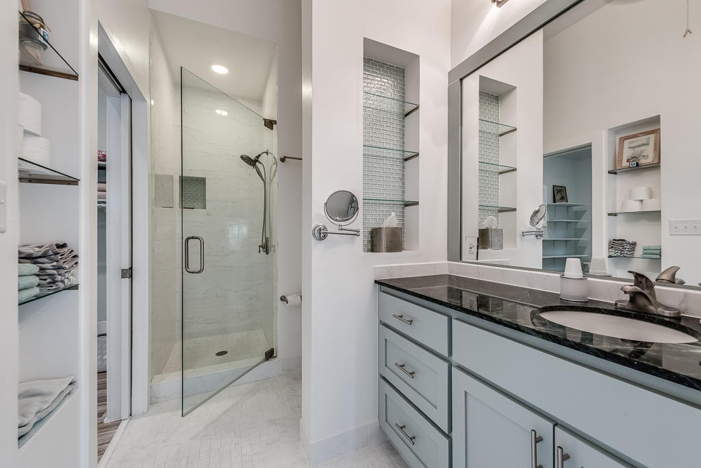 GROVE BY THE SEA - Residential