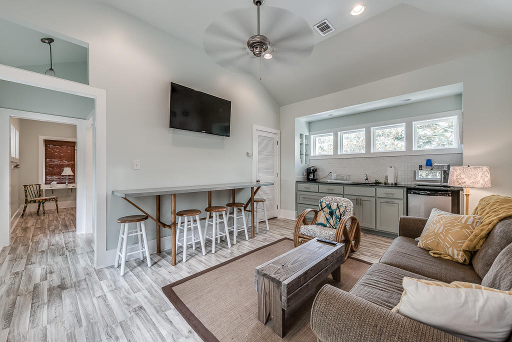 GROVE BY THE SEA - Residential