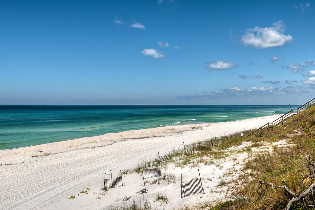 GROVE BY THE SEA - Residential