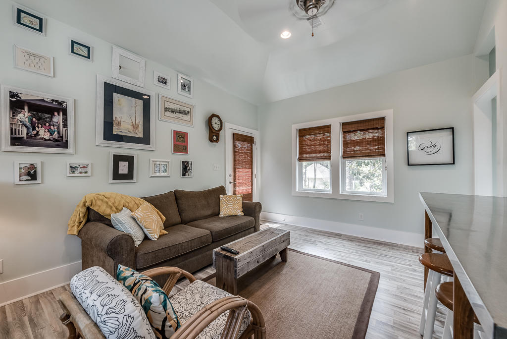 GROVE BY THE SEA - Residential