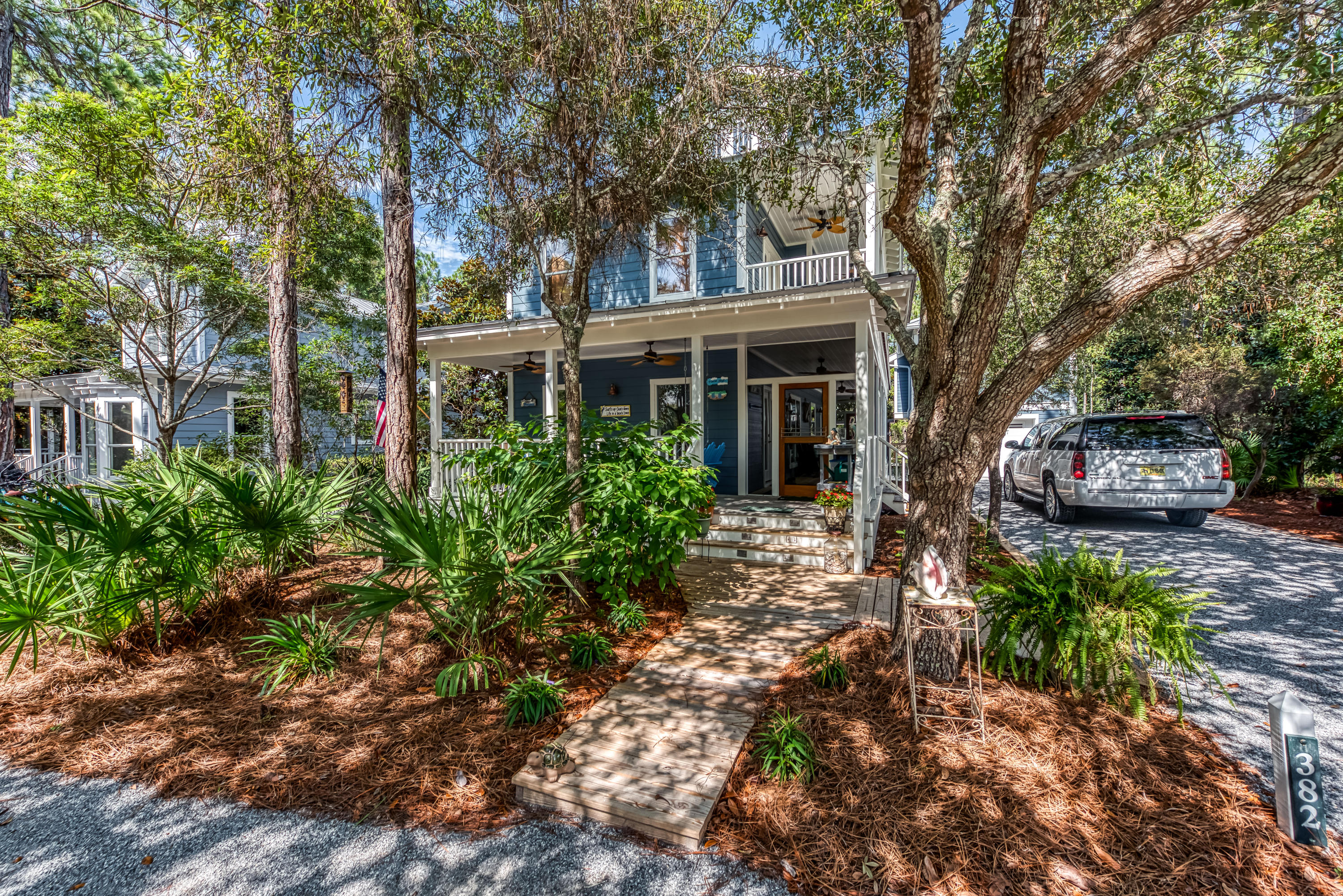 GROVE BY THE SEA - Residential