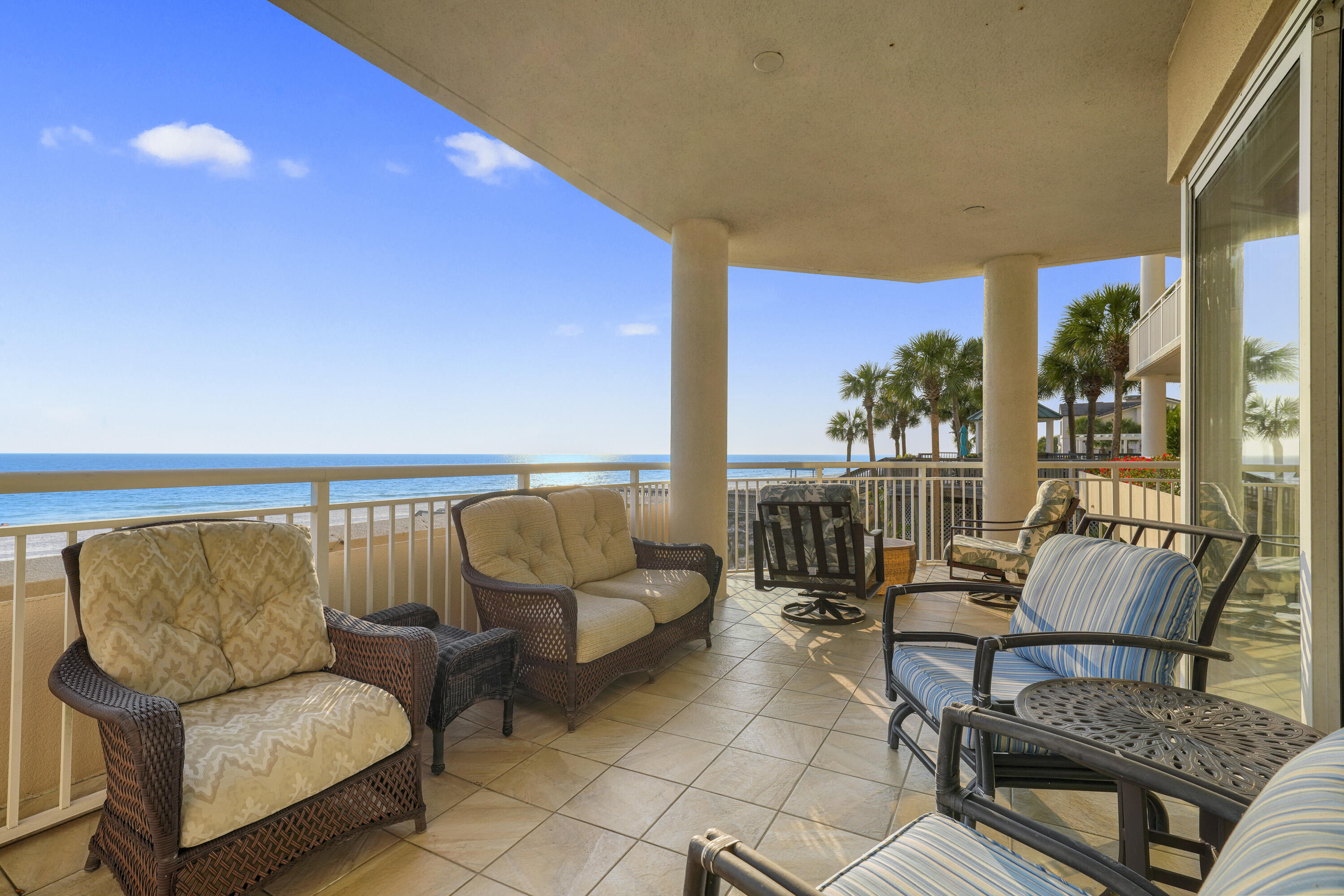 HIDDEN DUNES GRAND VILLAS - Residential