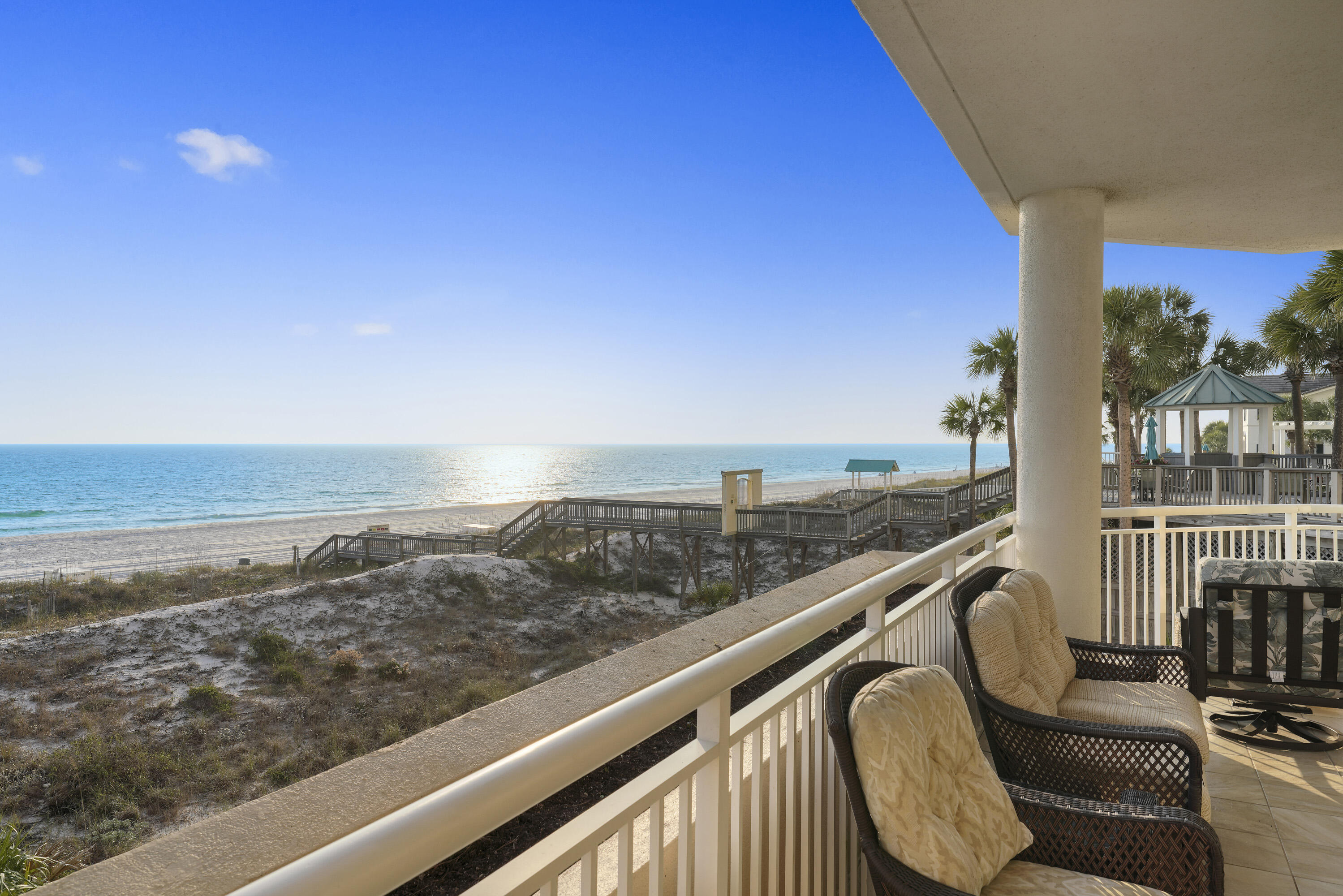 HIDDEN DUNES GRAND VILLAS - Residential