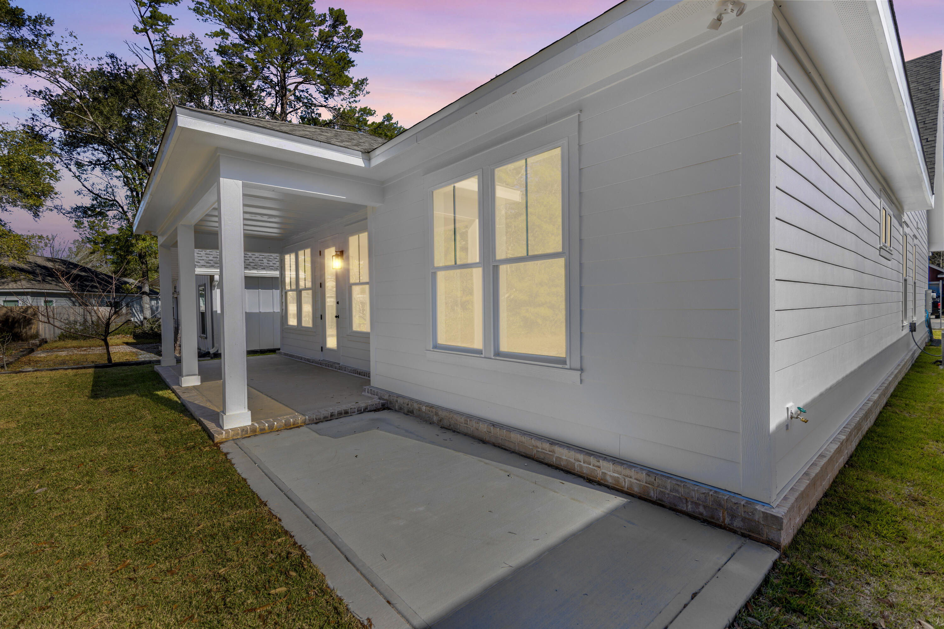 LAGRANGE LANDING - Residential