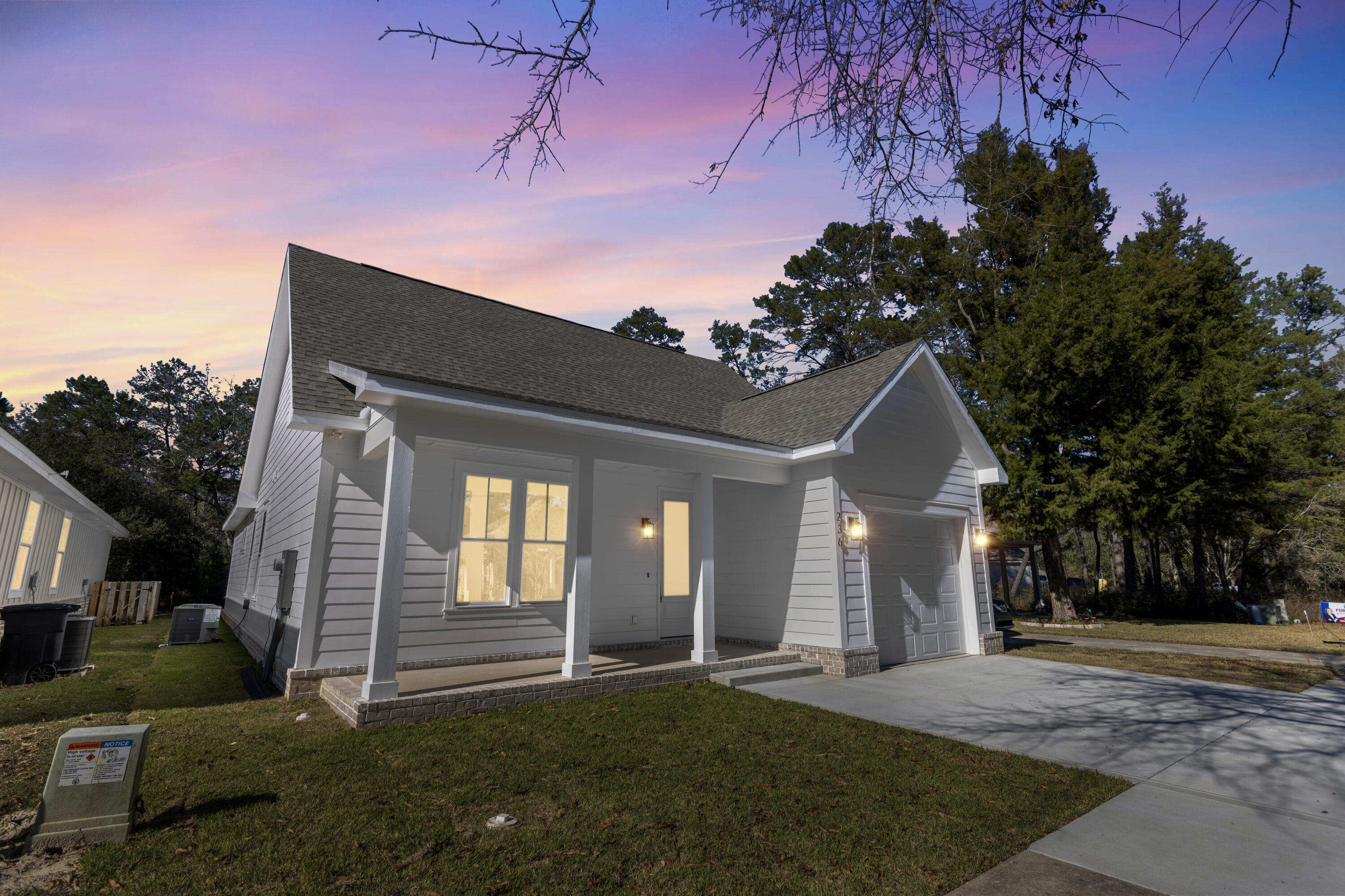 LAGRANGE LANDING - Residential