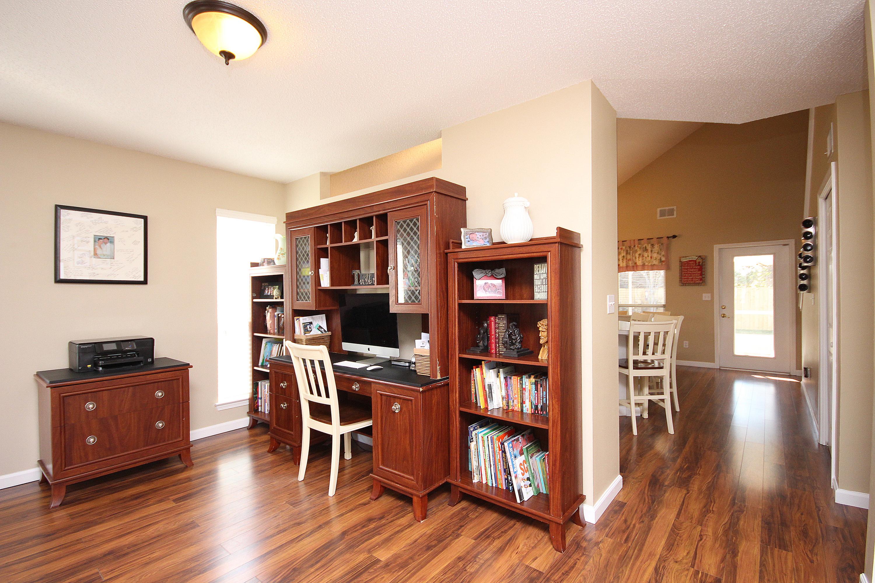 HUNTERS RUN S/D - Residential