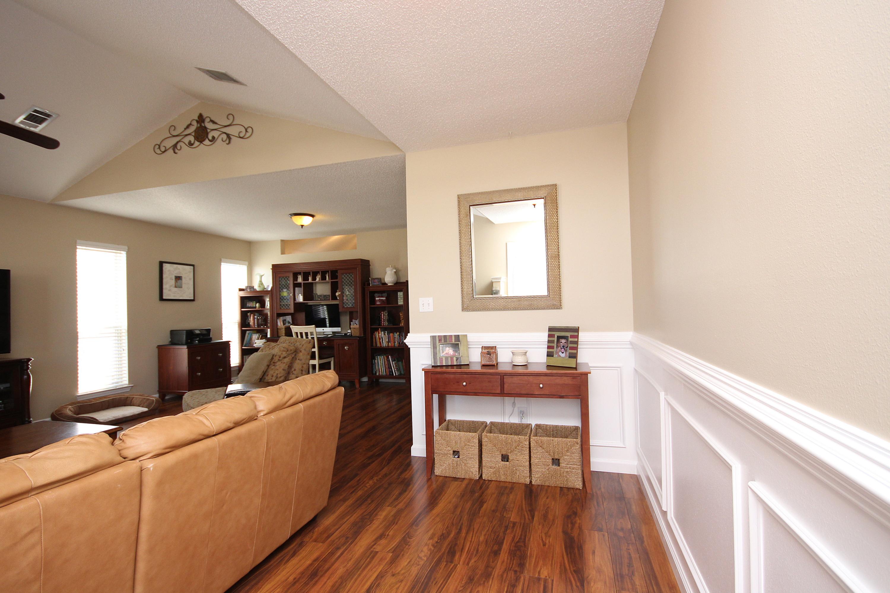 HUNTERS RUN S/D - Residential