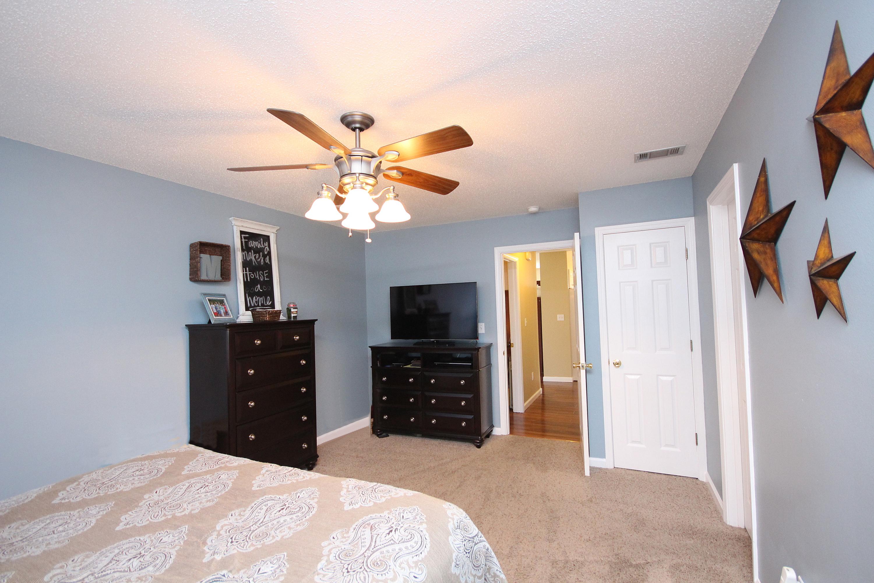 HUNTERS RUN S/D - Residential