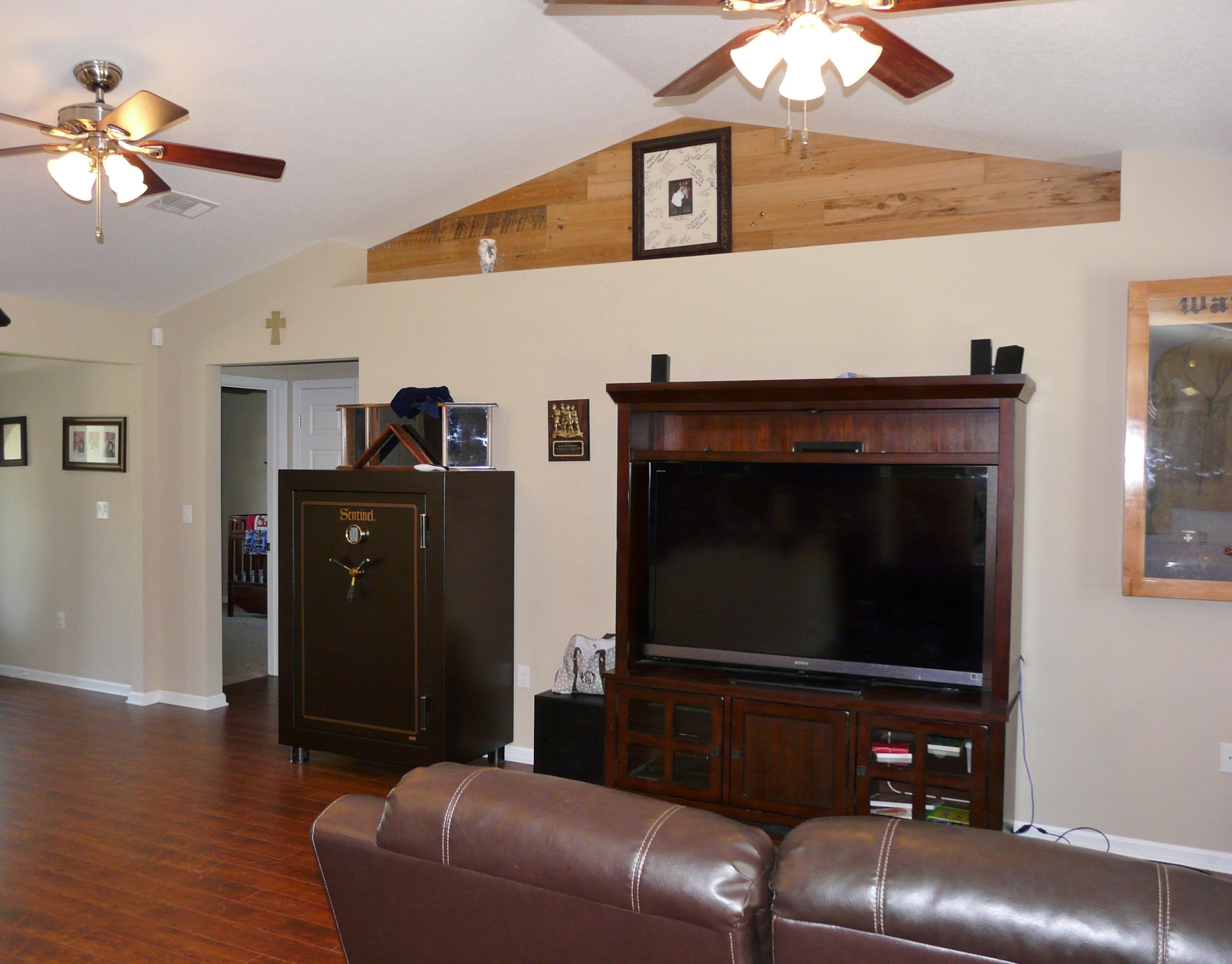 LAKE JUNIPER ESTATES UNIT 3 - Residential