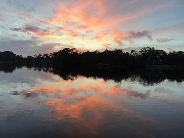 HEWETT BAYOU - Residential