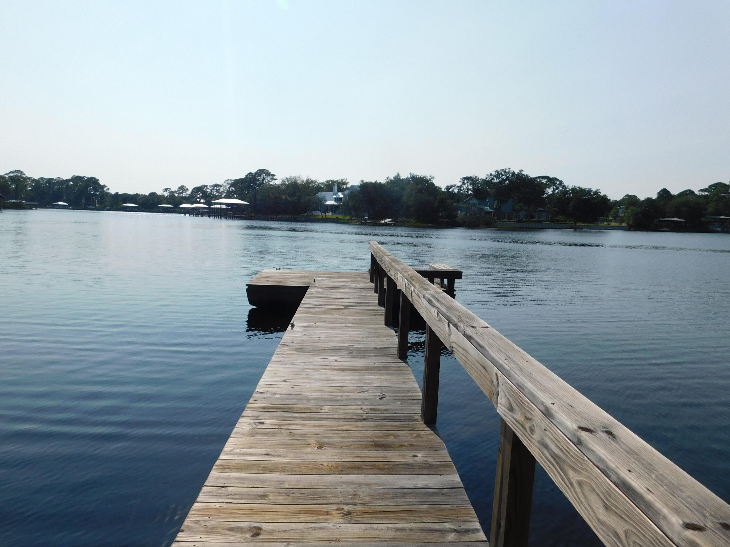 HEWETT BAYOU - Residential