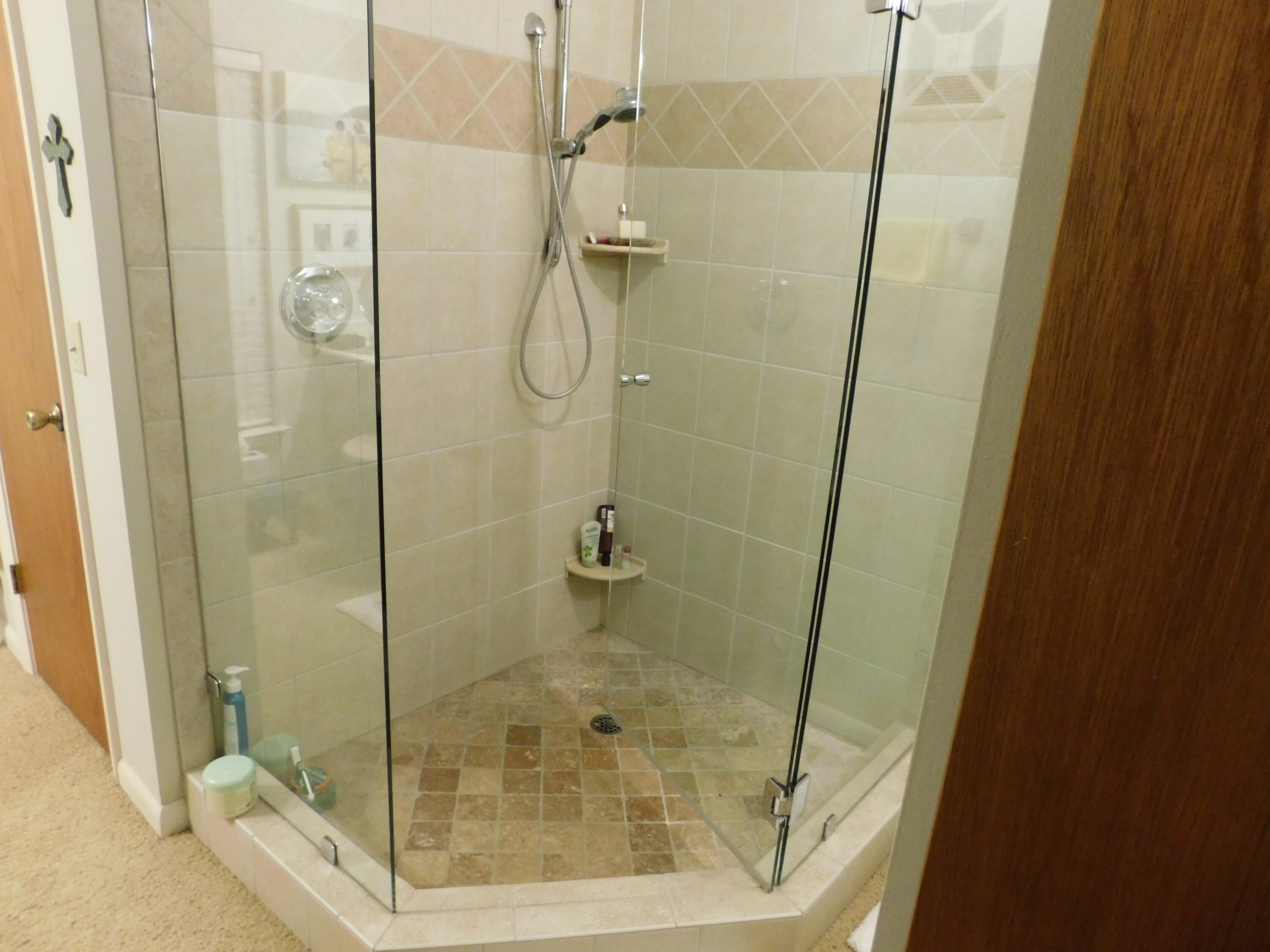 HEWETT BAYOU - Residential