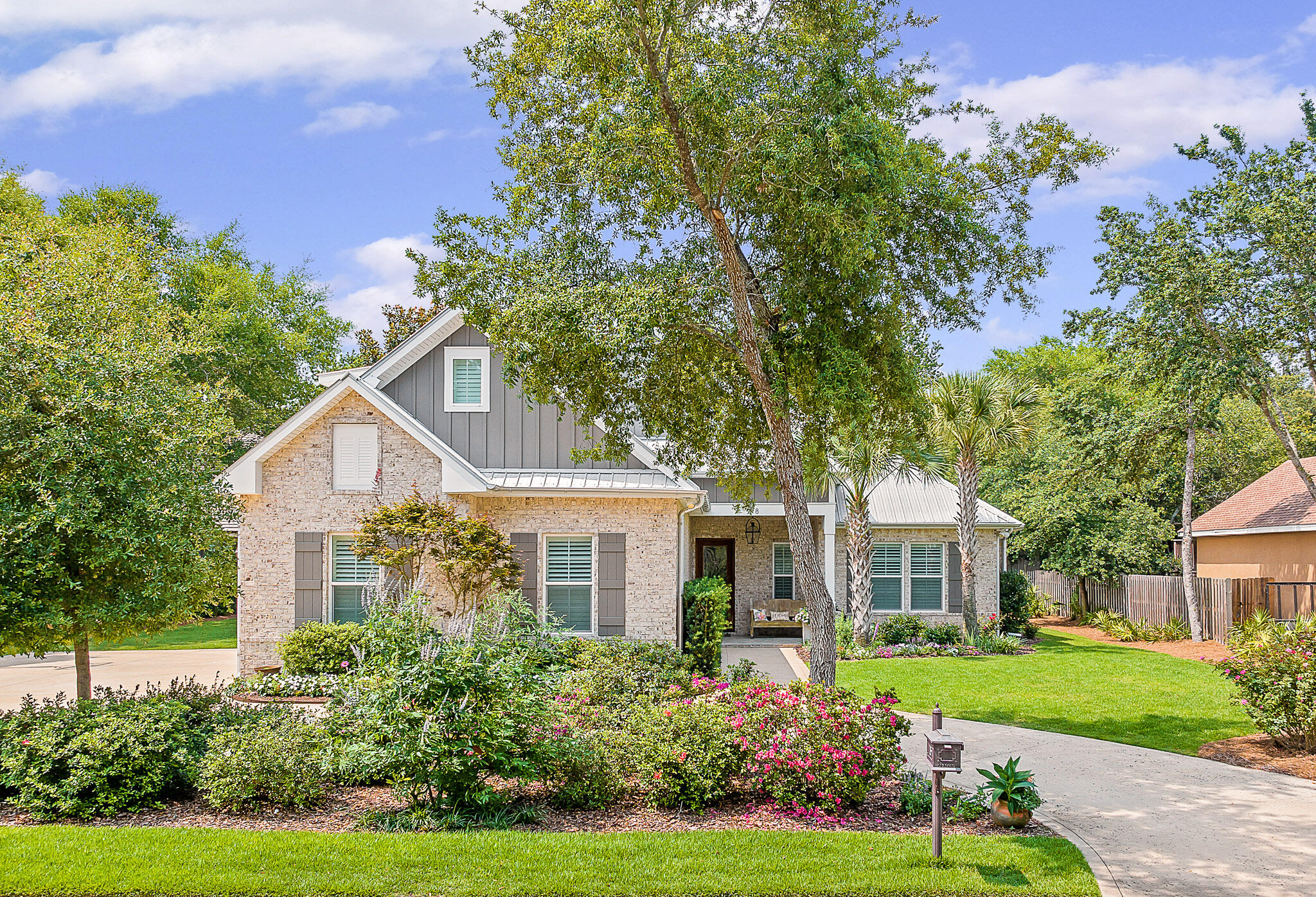 BAYOU POINT - Residential