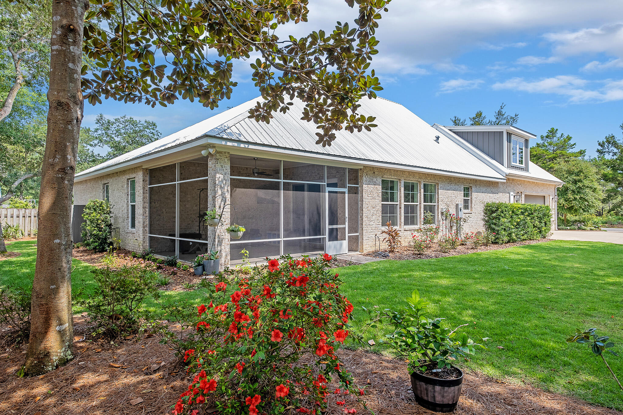 BAYOU POINT - Residential